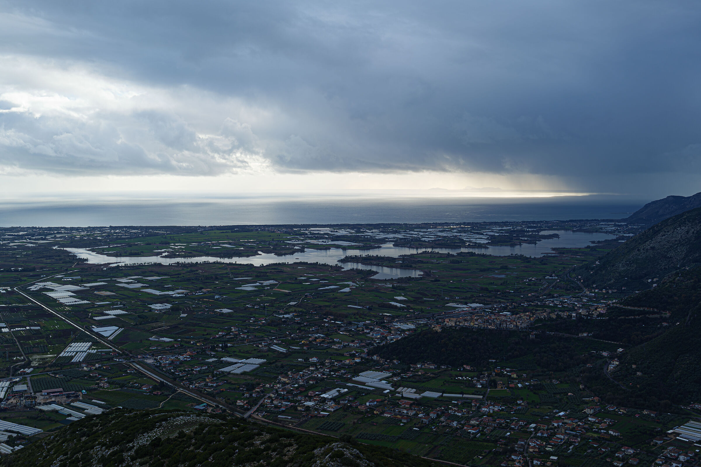 Sea Lake Mountain
