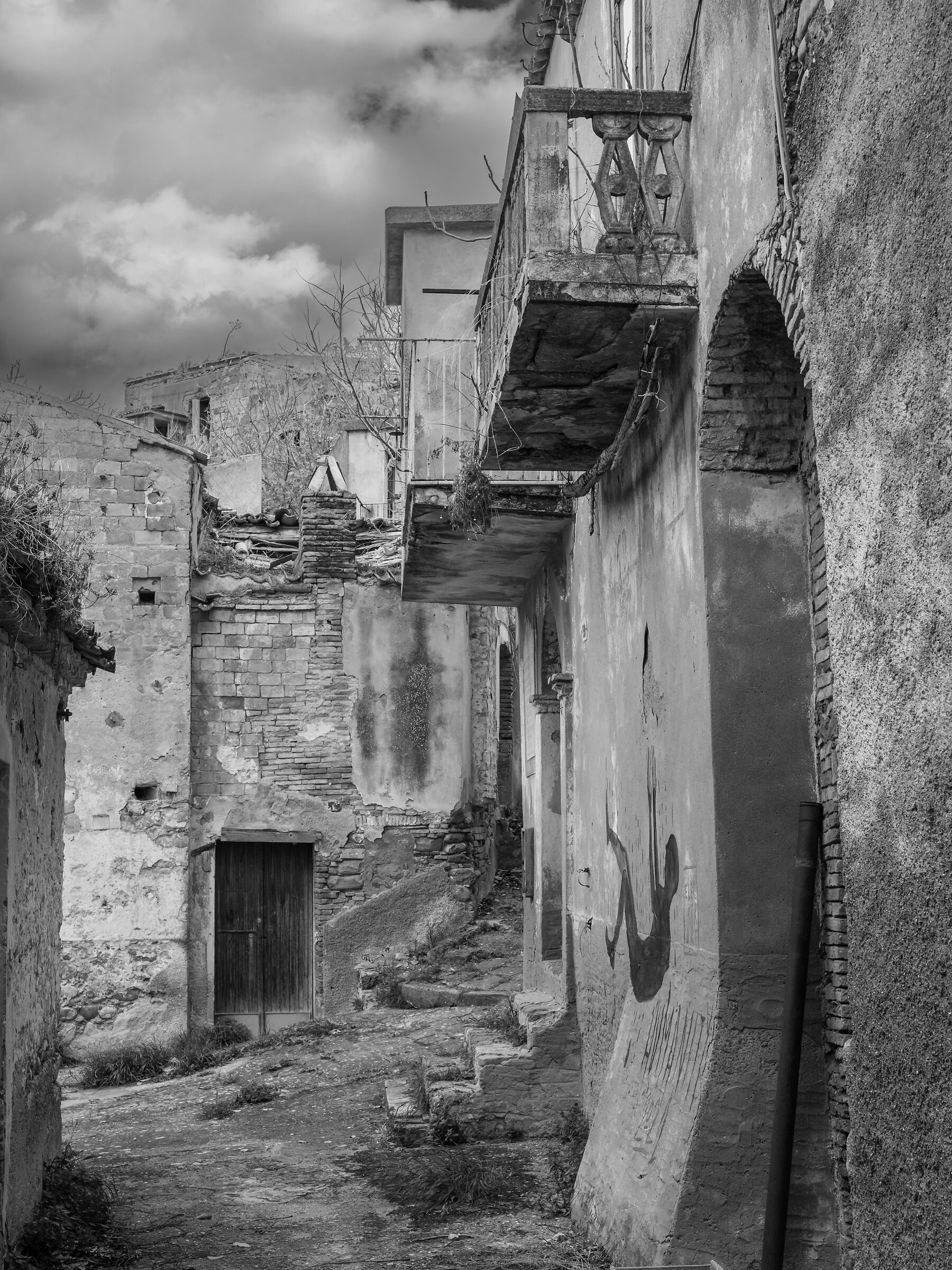 Alianello "Il Borgo Fantasma"