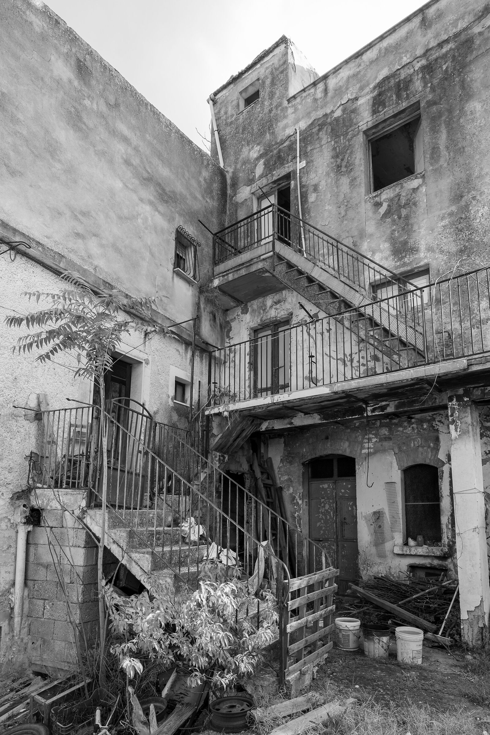 Alianello "Il Borgo Fantasma"