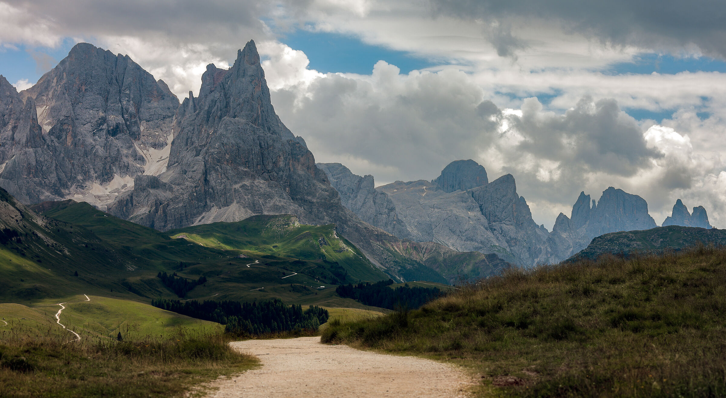 Towards the alpine pasture