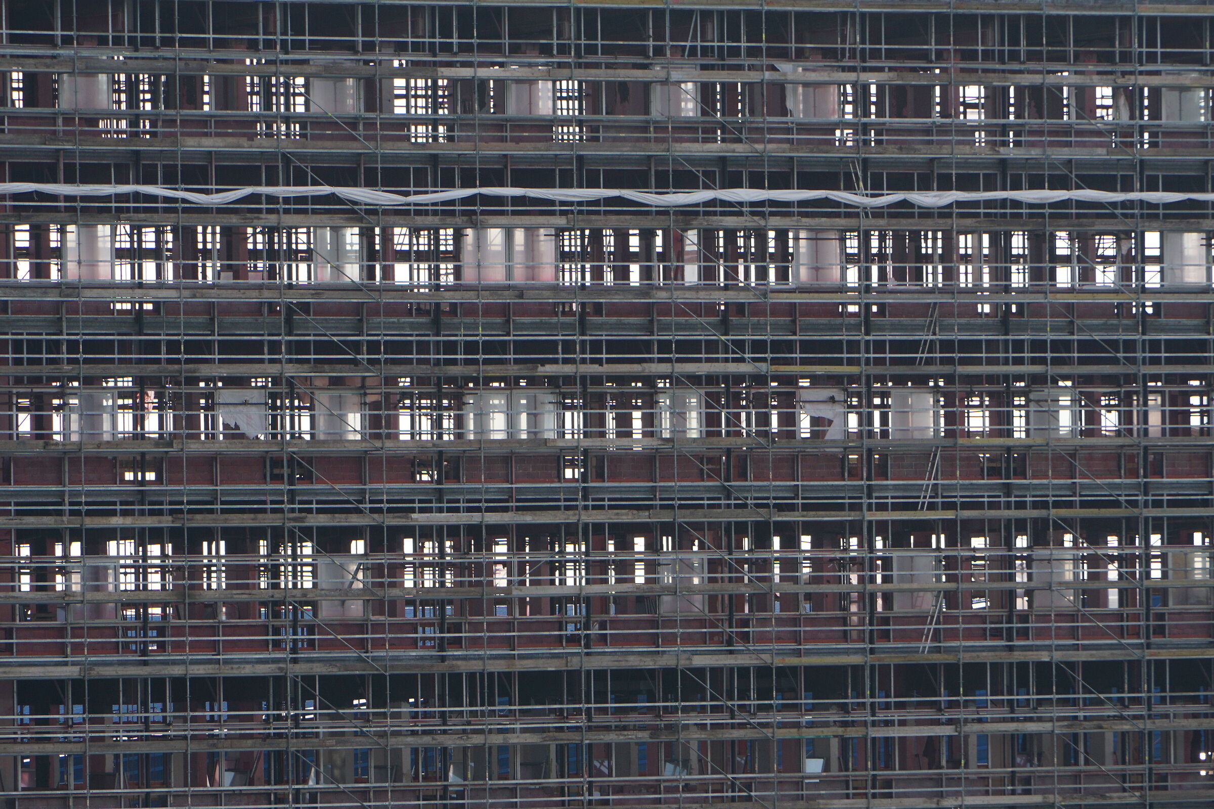Edificio nira in demolizione