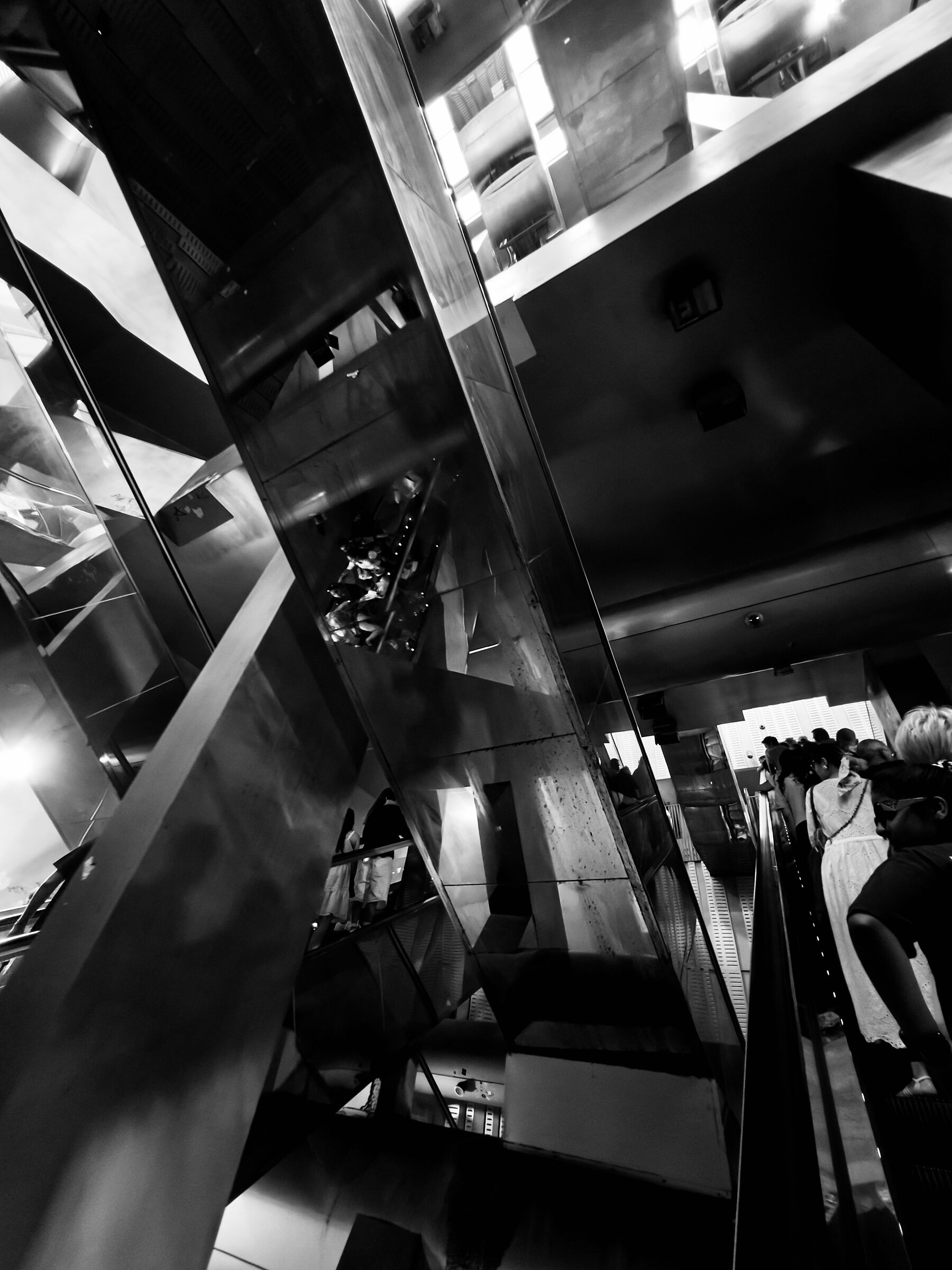 Structural Labyrinth