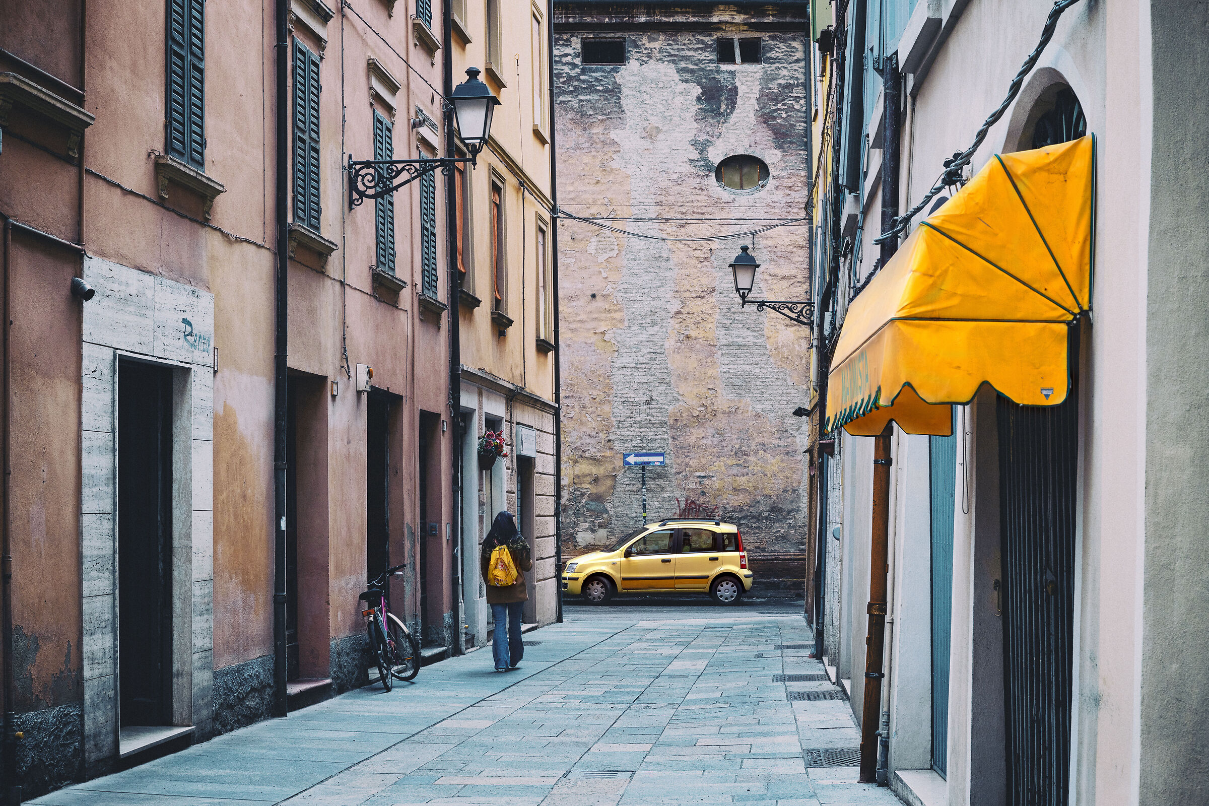 Urban Yellow