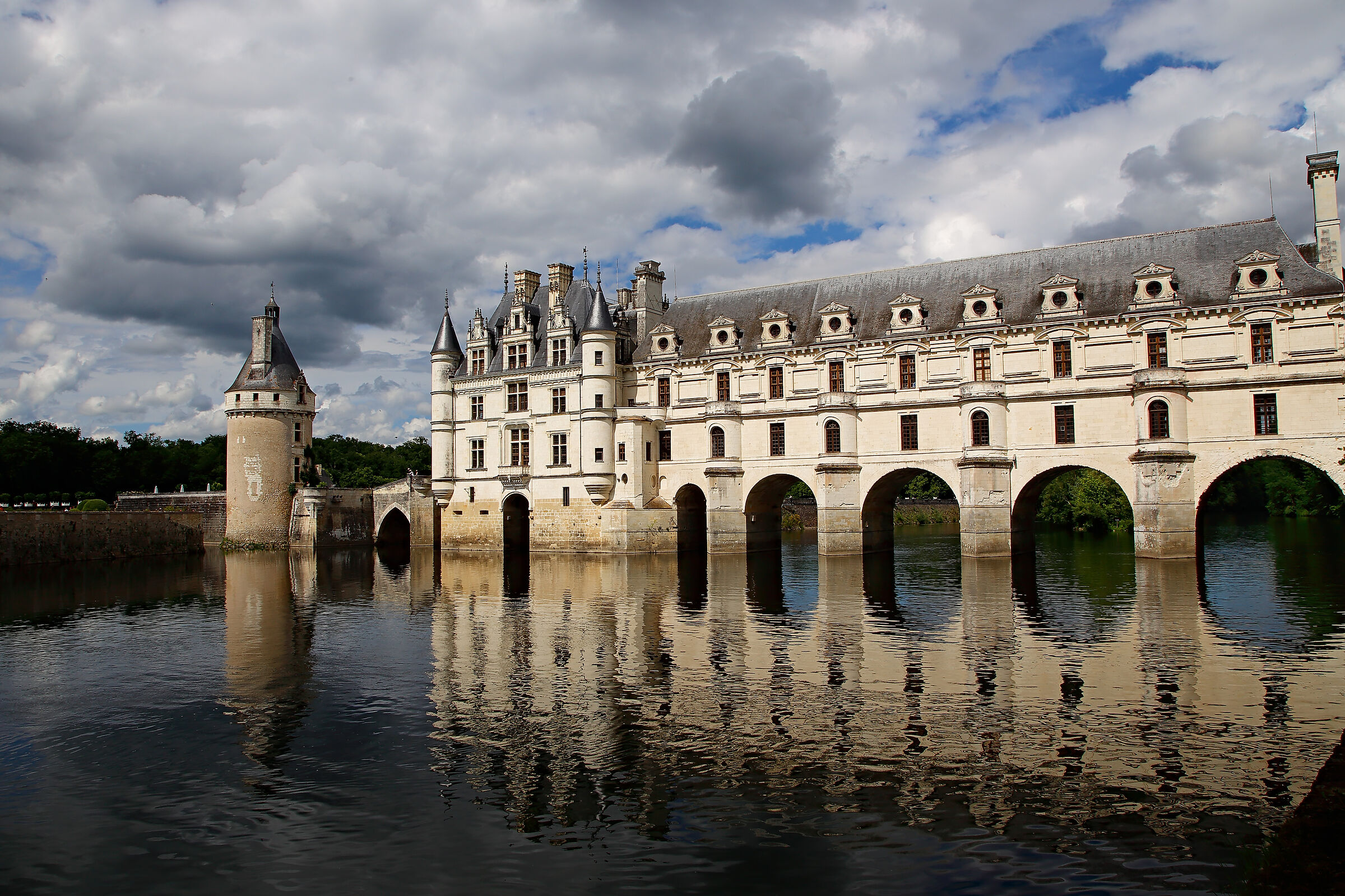 Chenonceau and its reflections