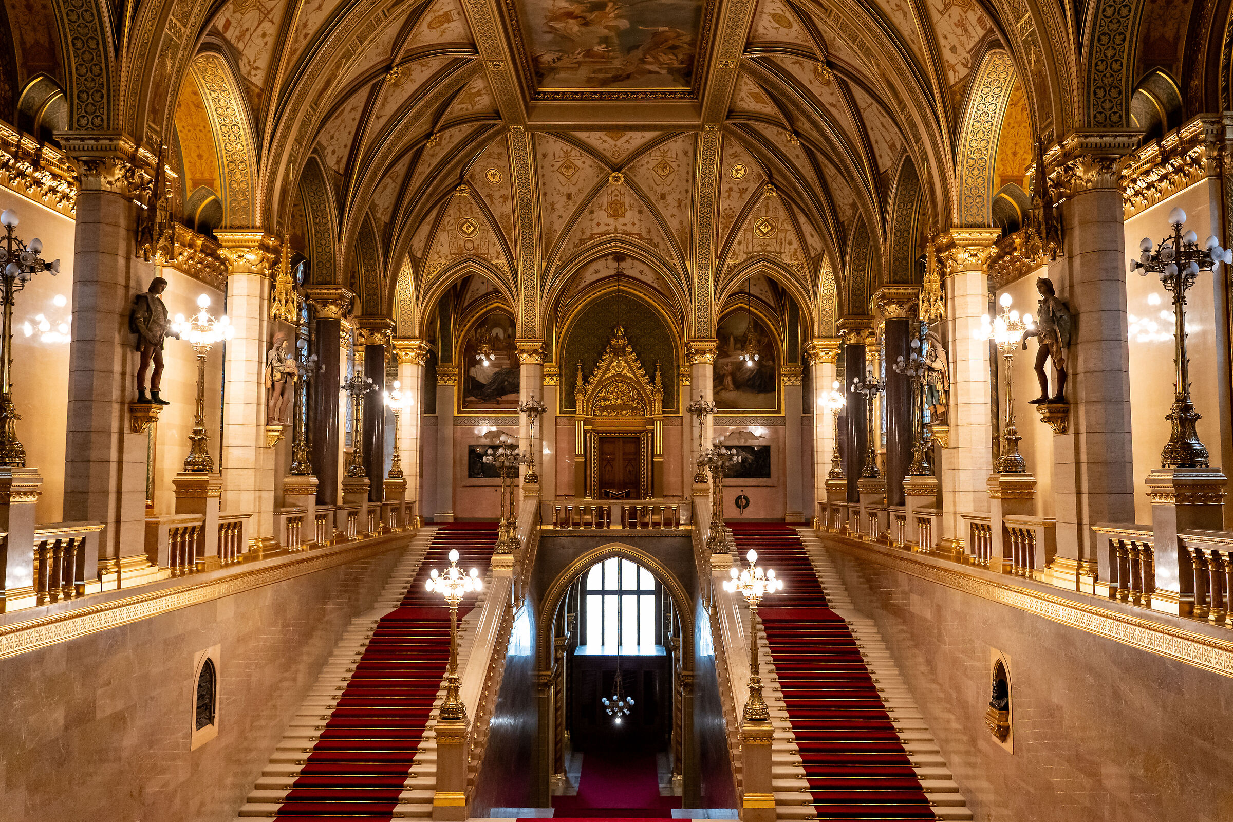 Scala nel parlamento di Budapest