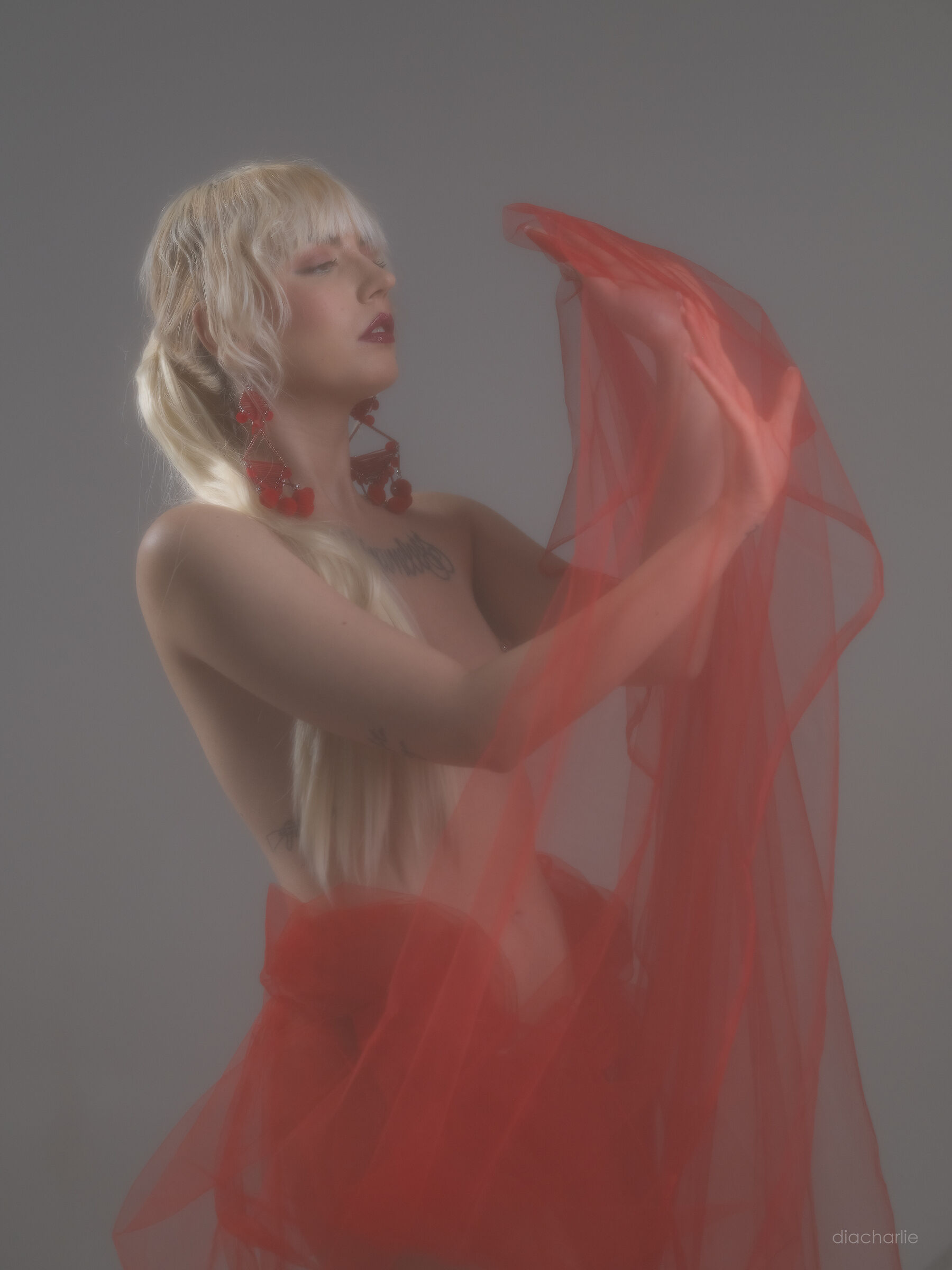 Rossana in Red