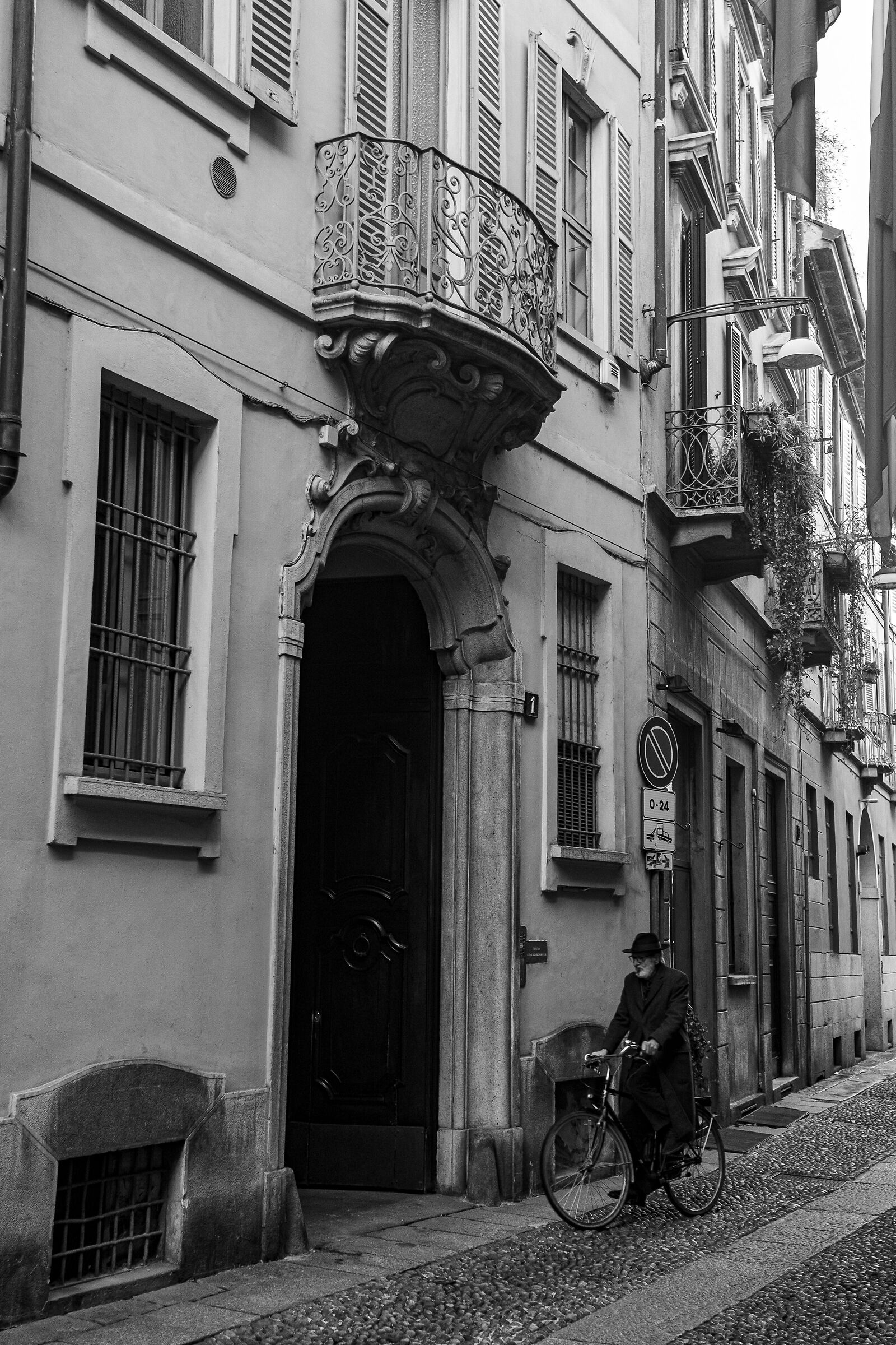 Street Milano, Brera