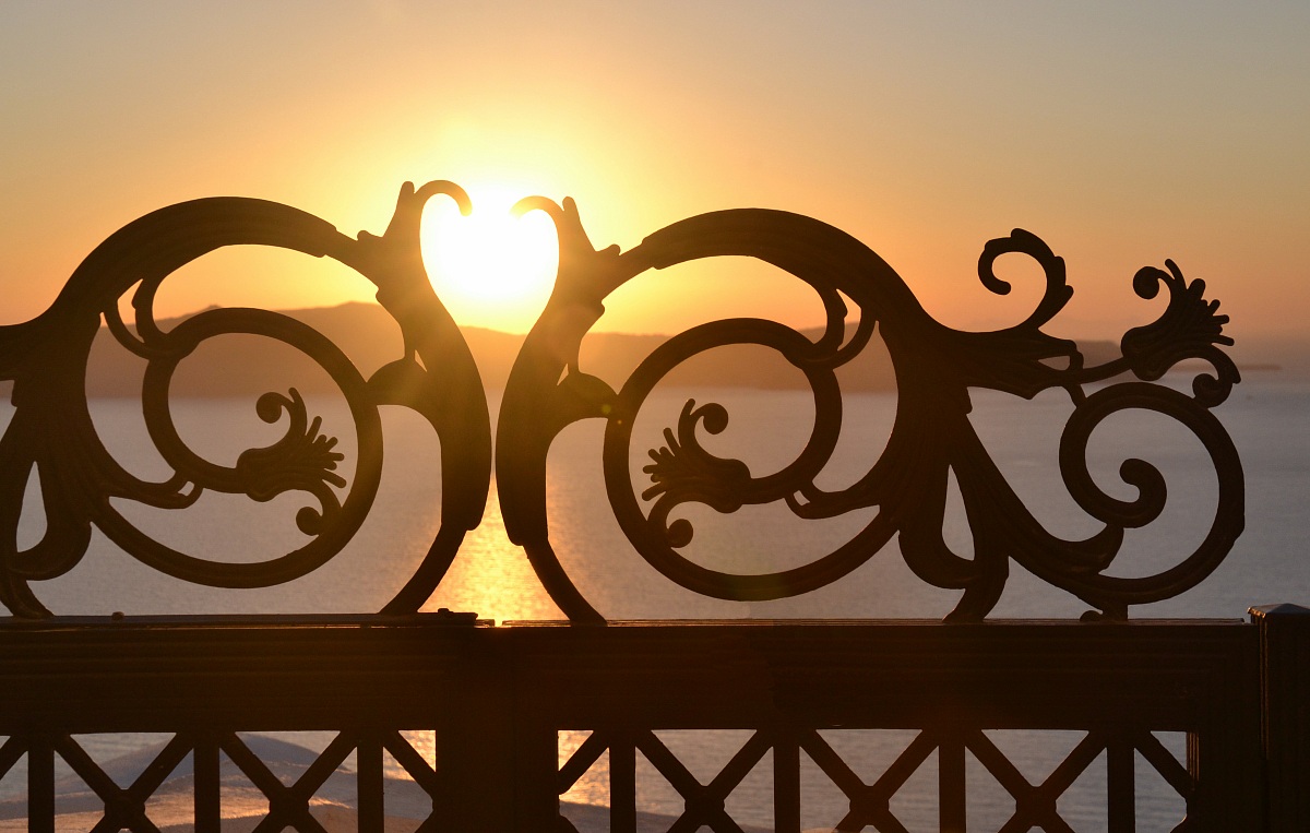 Cancello sul tramonto