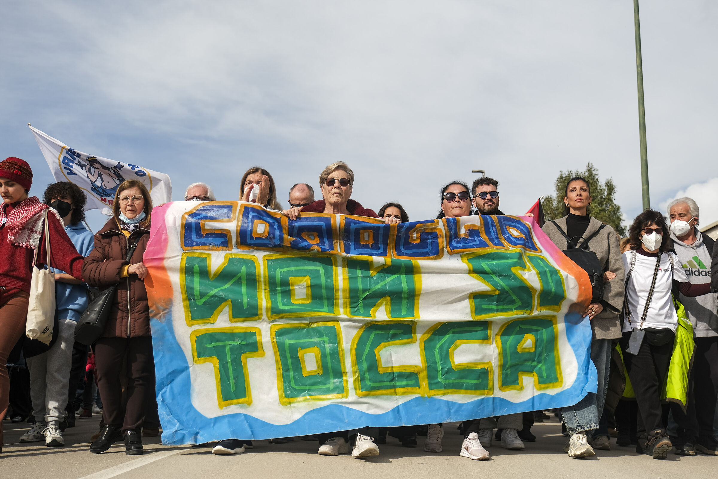 Naples Residents Demonstrate Over America's Cup Plans i