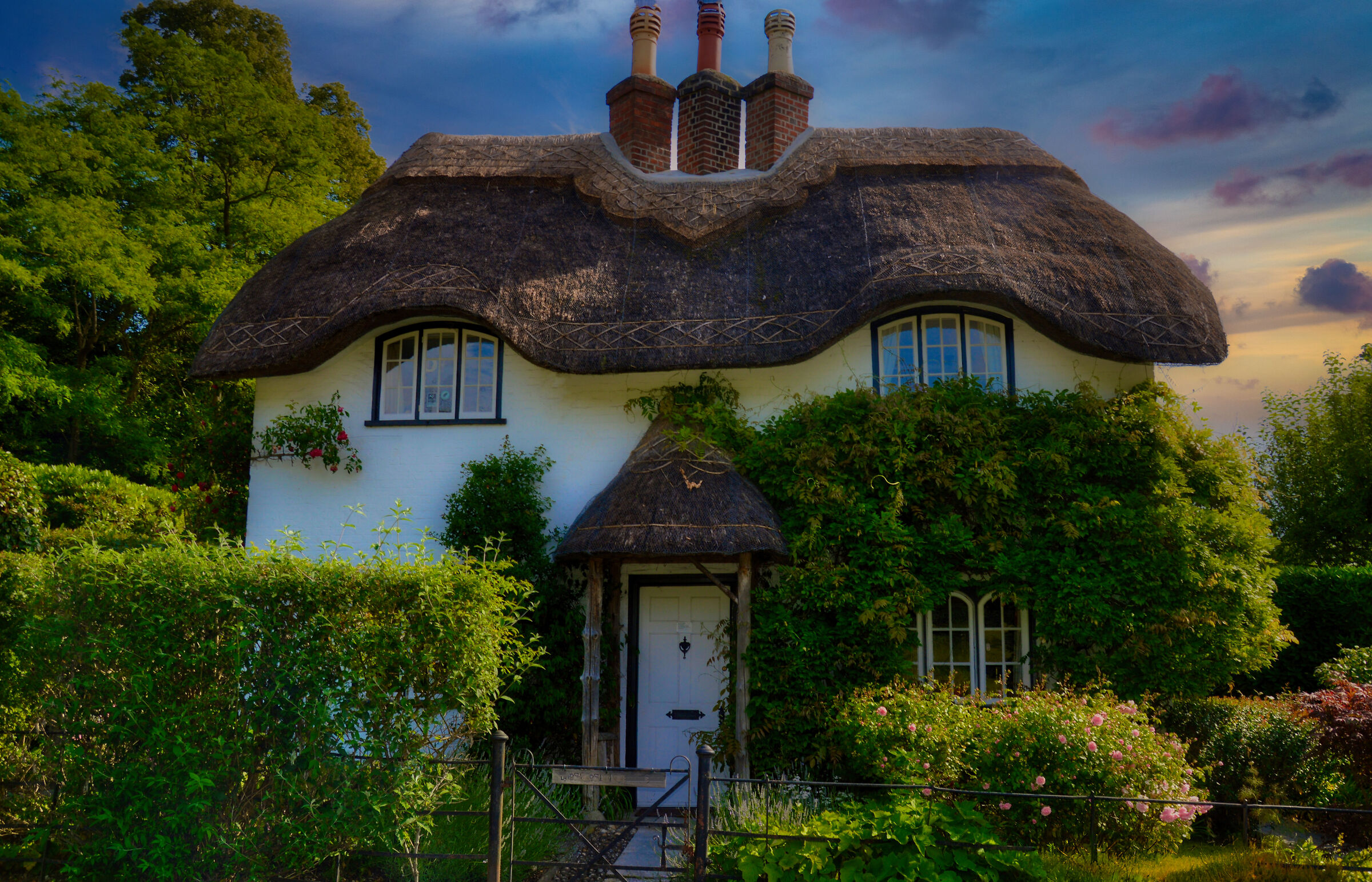 Fairy Tale in the Woods: the Enchantment of Straw