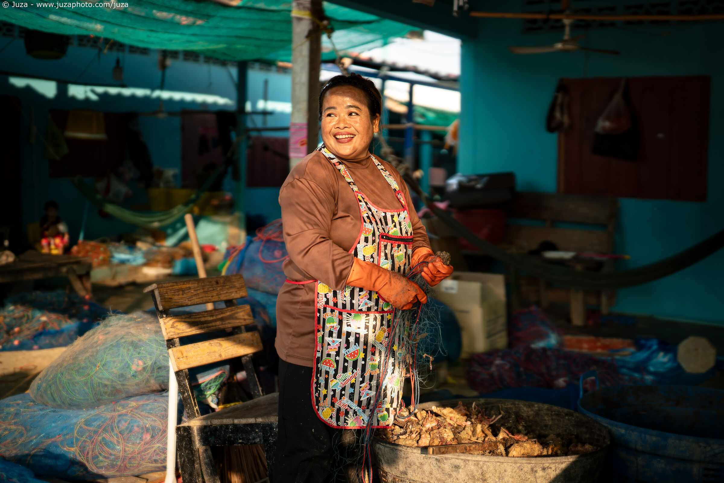 Lavoro sulle reti, Samae San