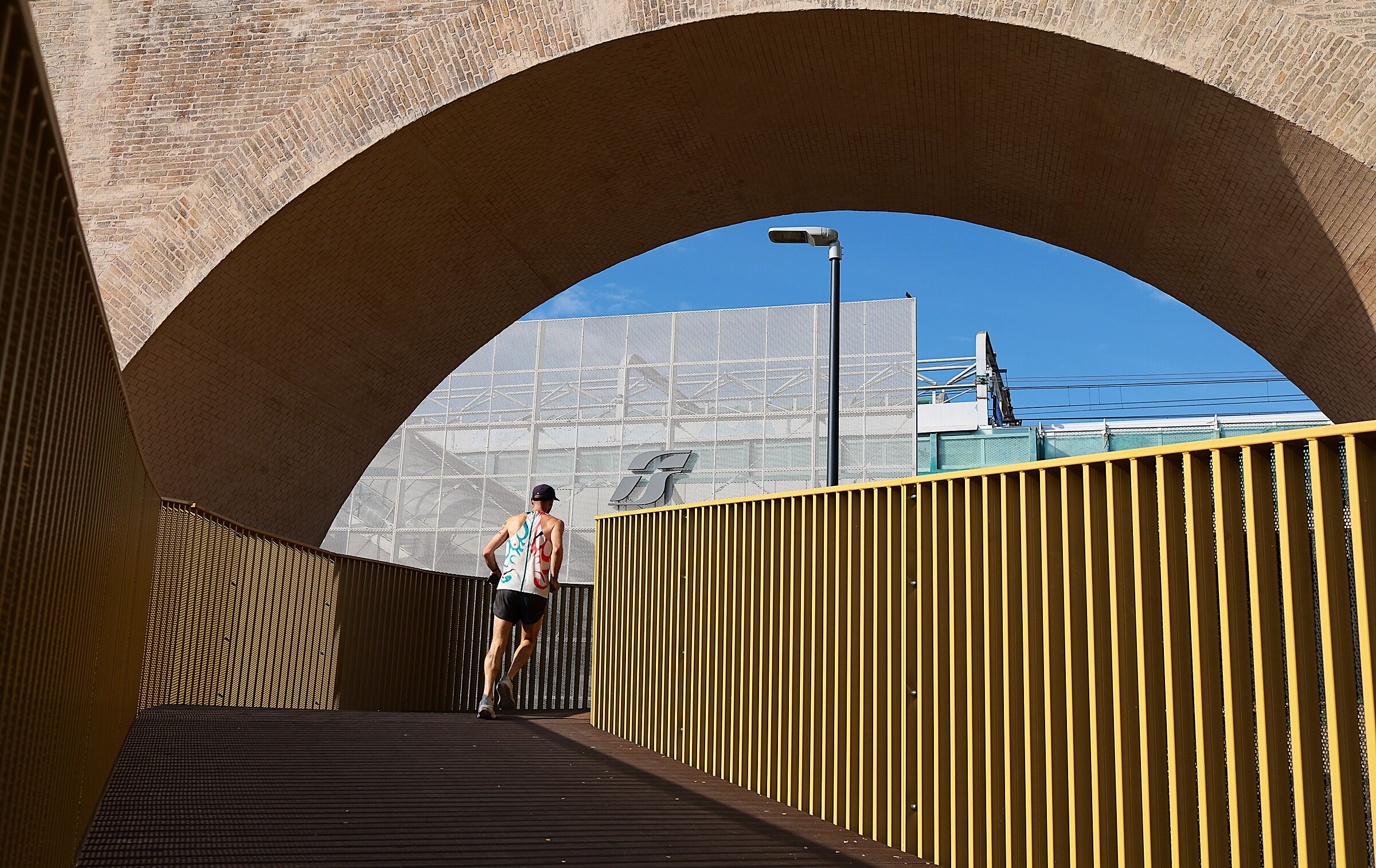The loneliness of the long distance runner
