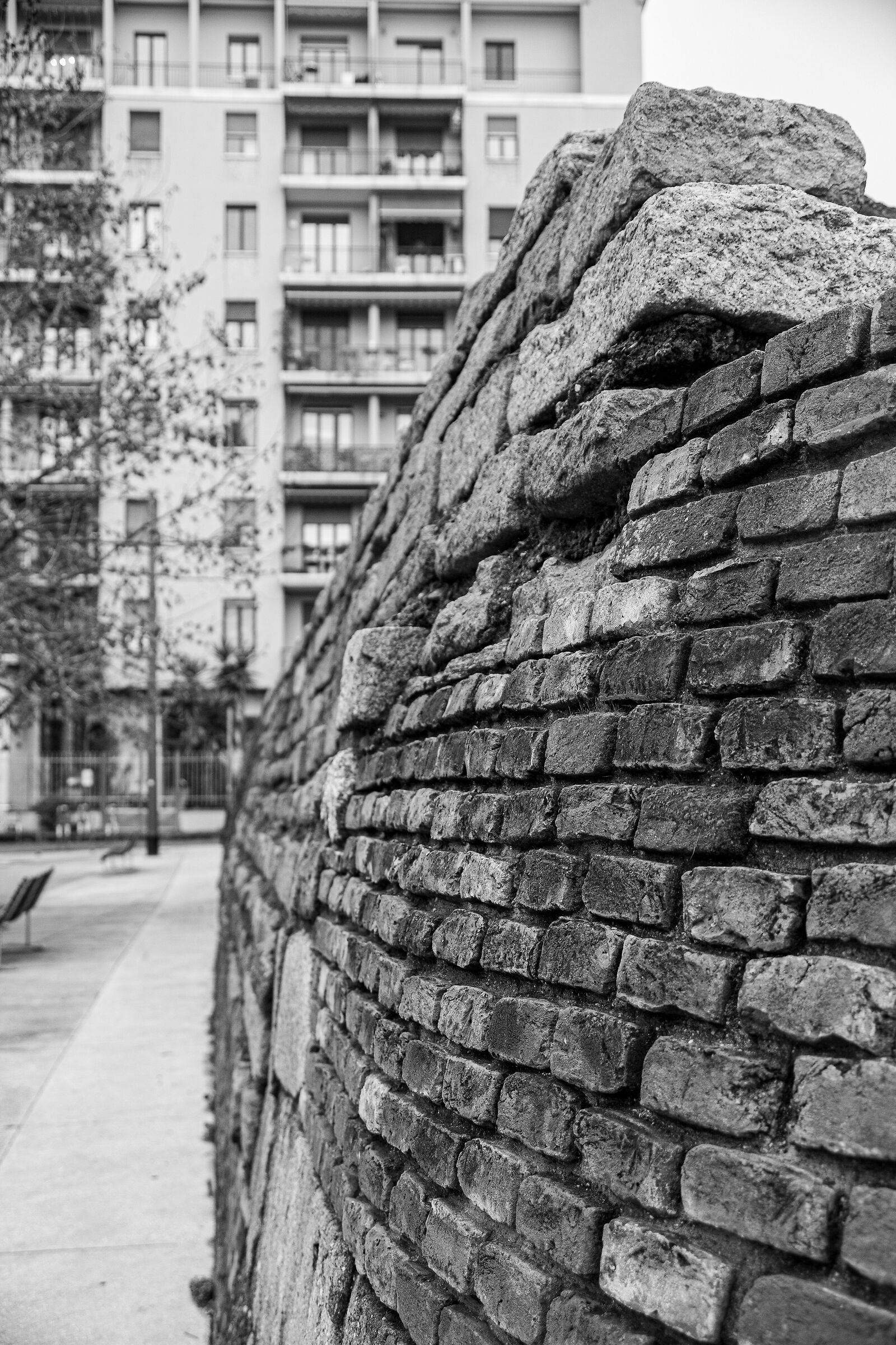 Street Milano Porta Garibaldi