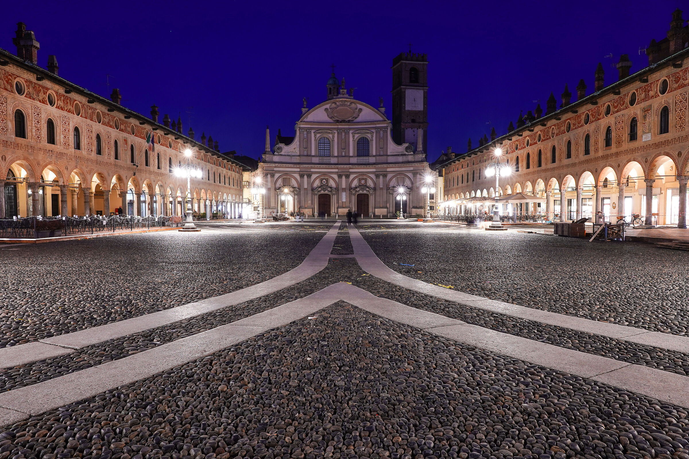 Vigevano - Piazza Ducale