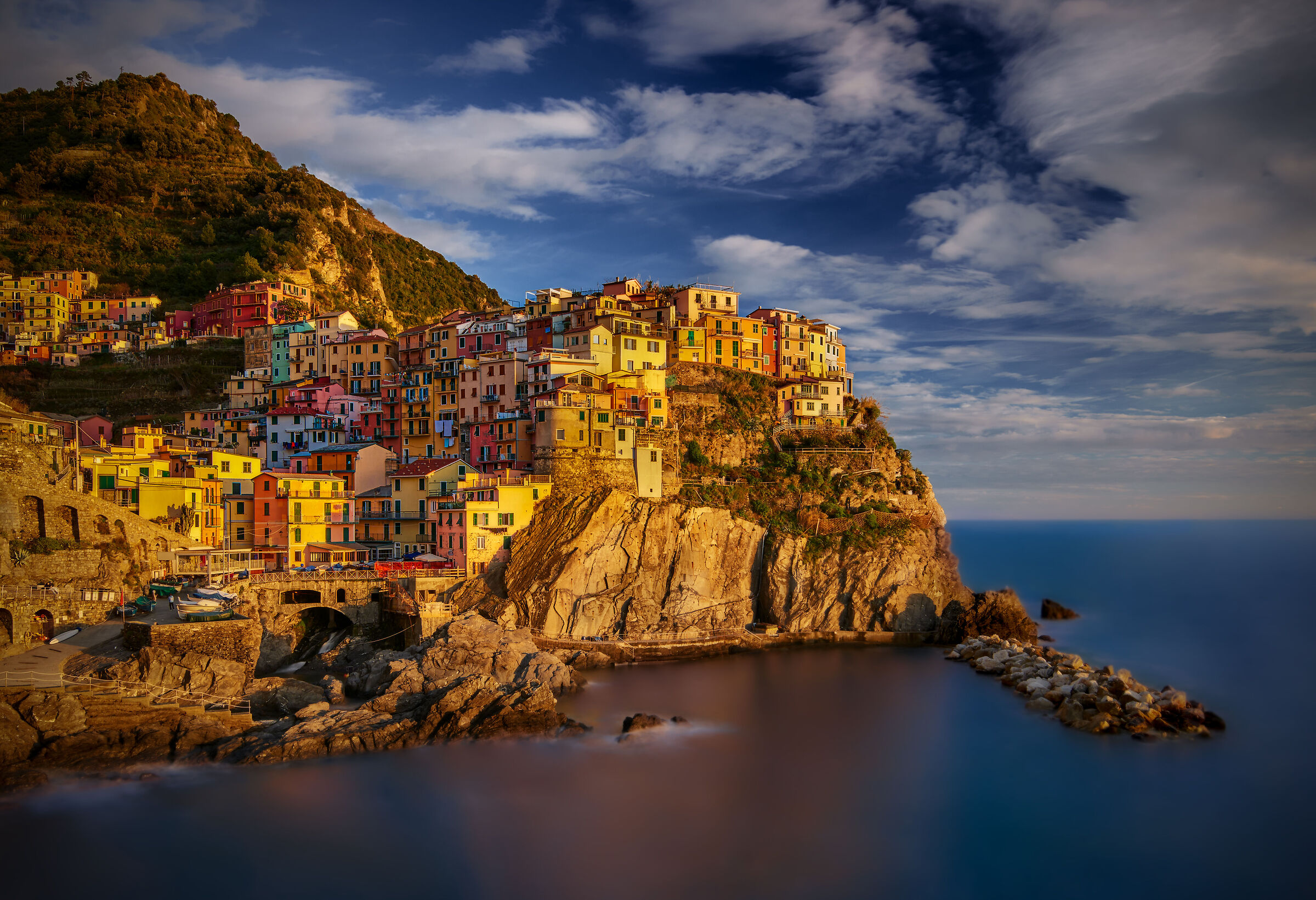 Manarola and its colors