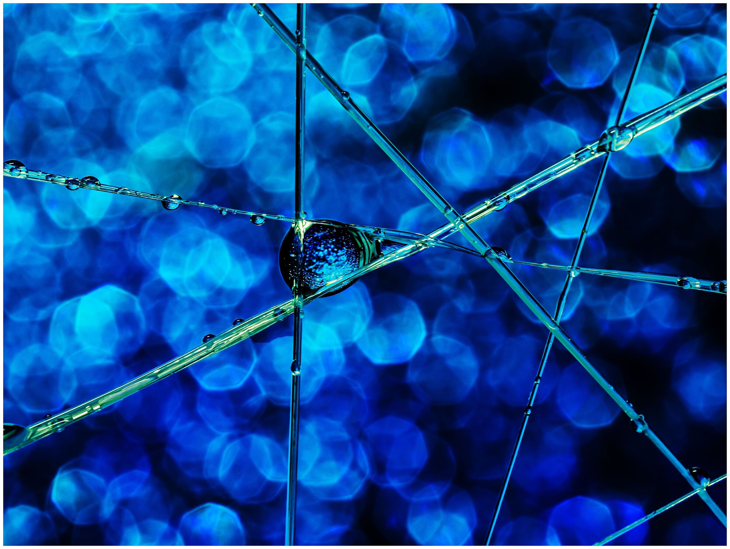 Linee  forme e gocce d'acqua