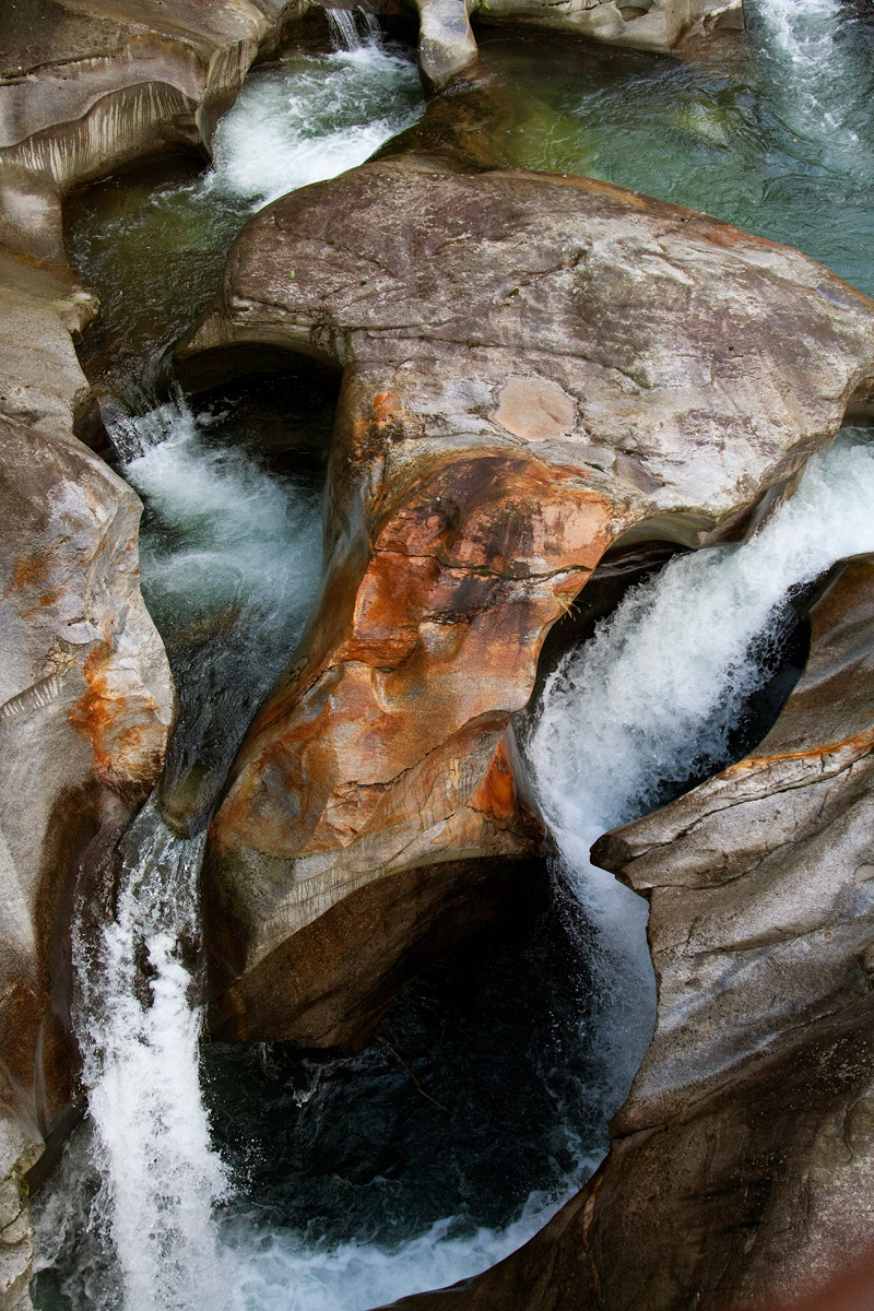 Marmitte dei giganti Valle Antigorio (Baceno)