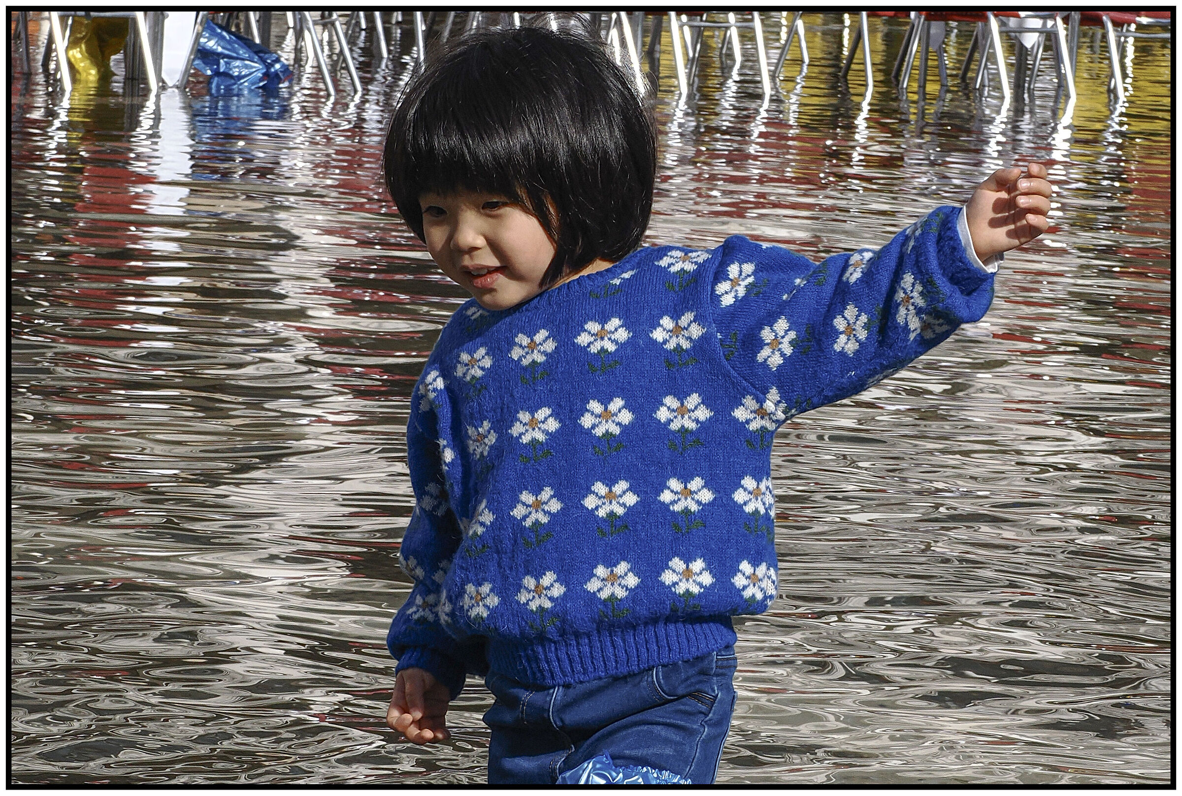 bambolina di ceramica ...