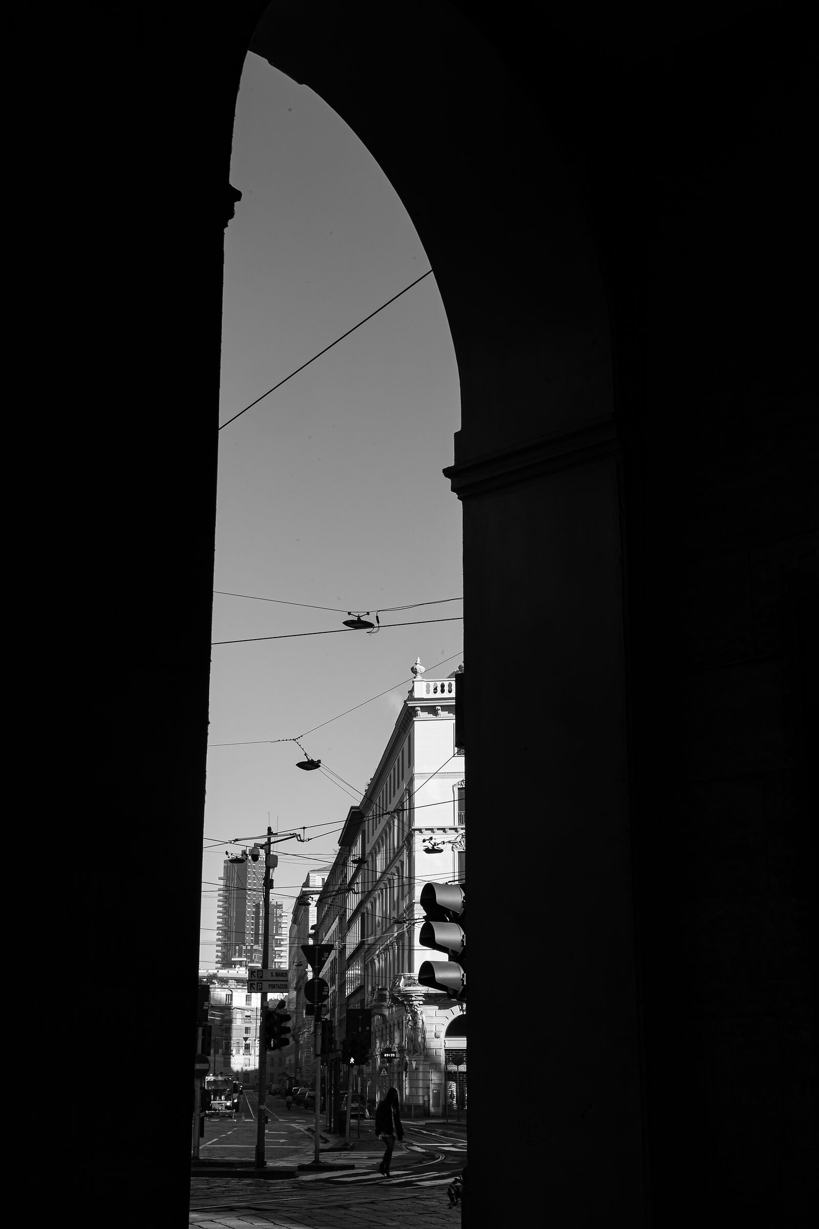Street Milano, Medieval Porta Nuova