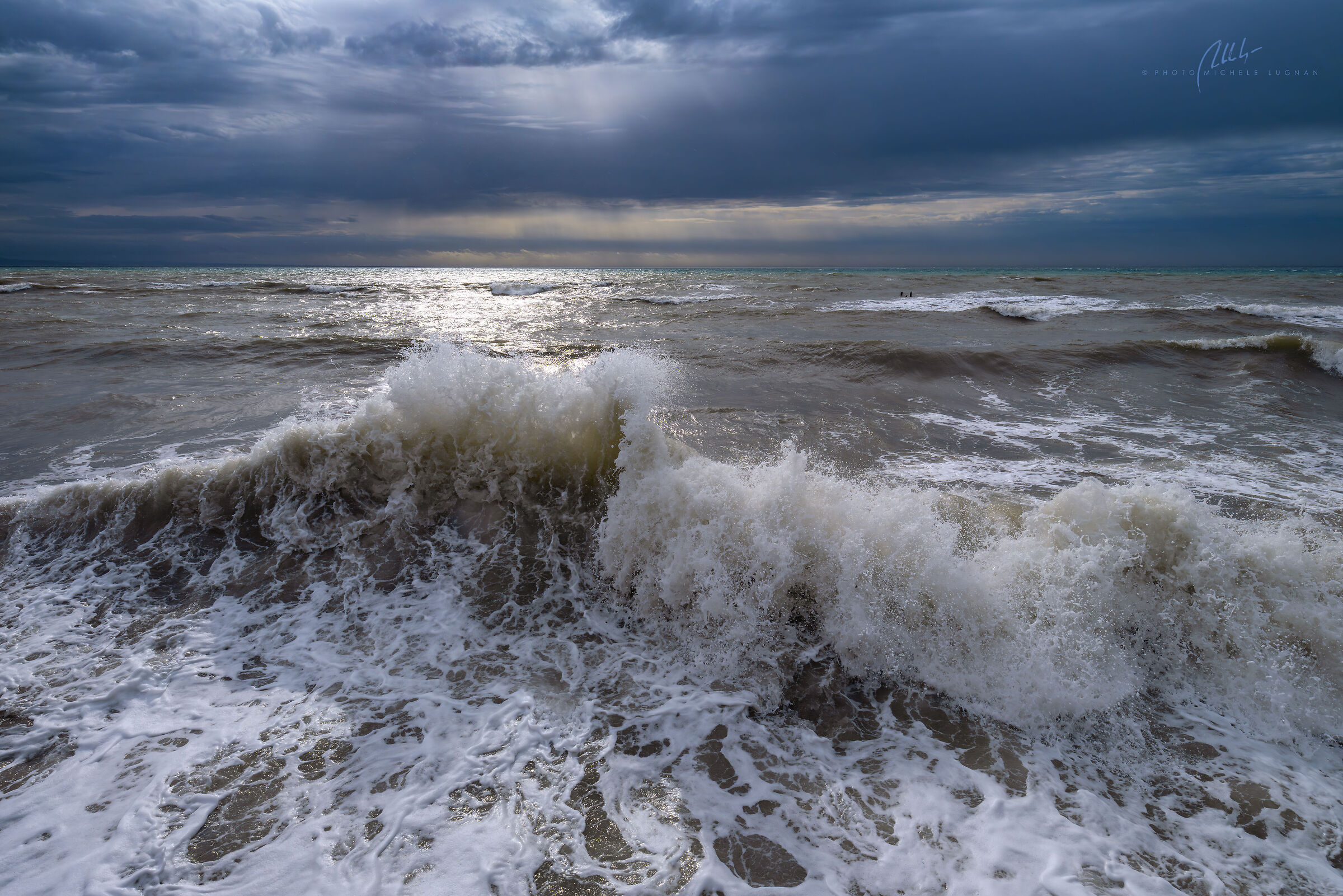 Homme libre, toujours tu chériras la mer!
