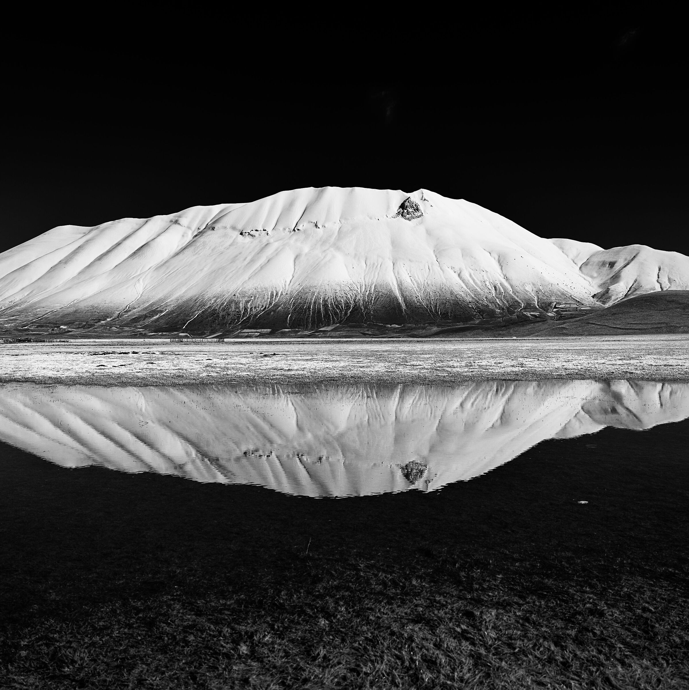 sottosopra o soprasotto?