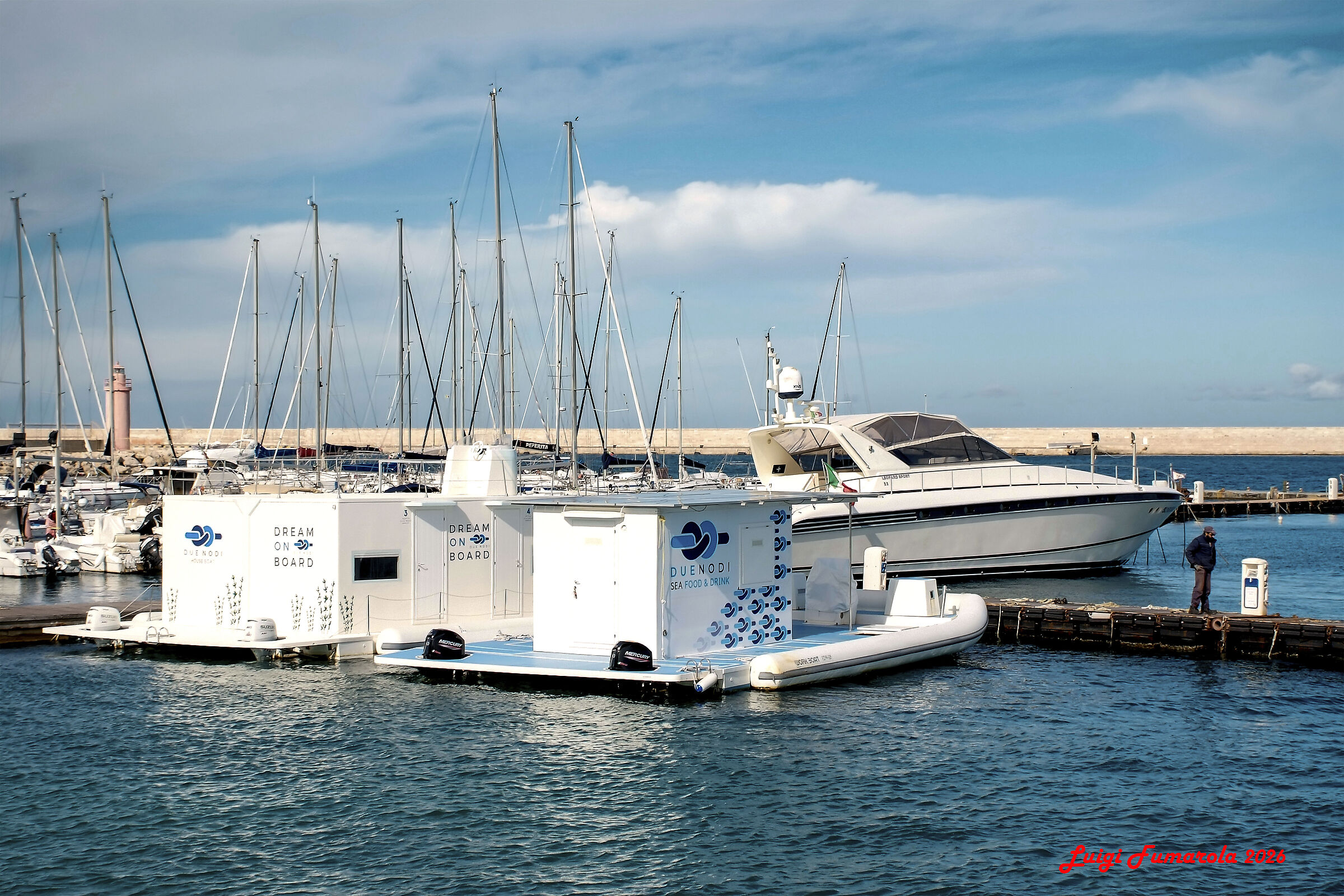 Passeggiando con una vecchia e cara amica (la Fuji S5)