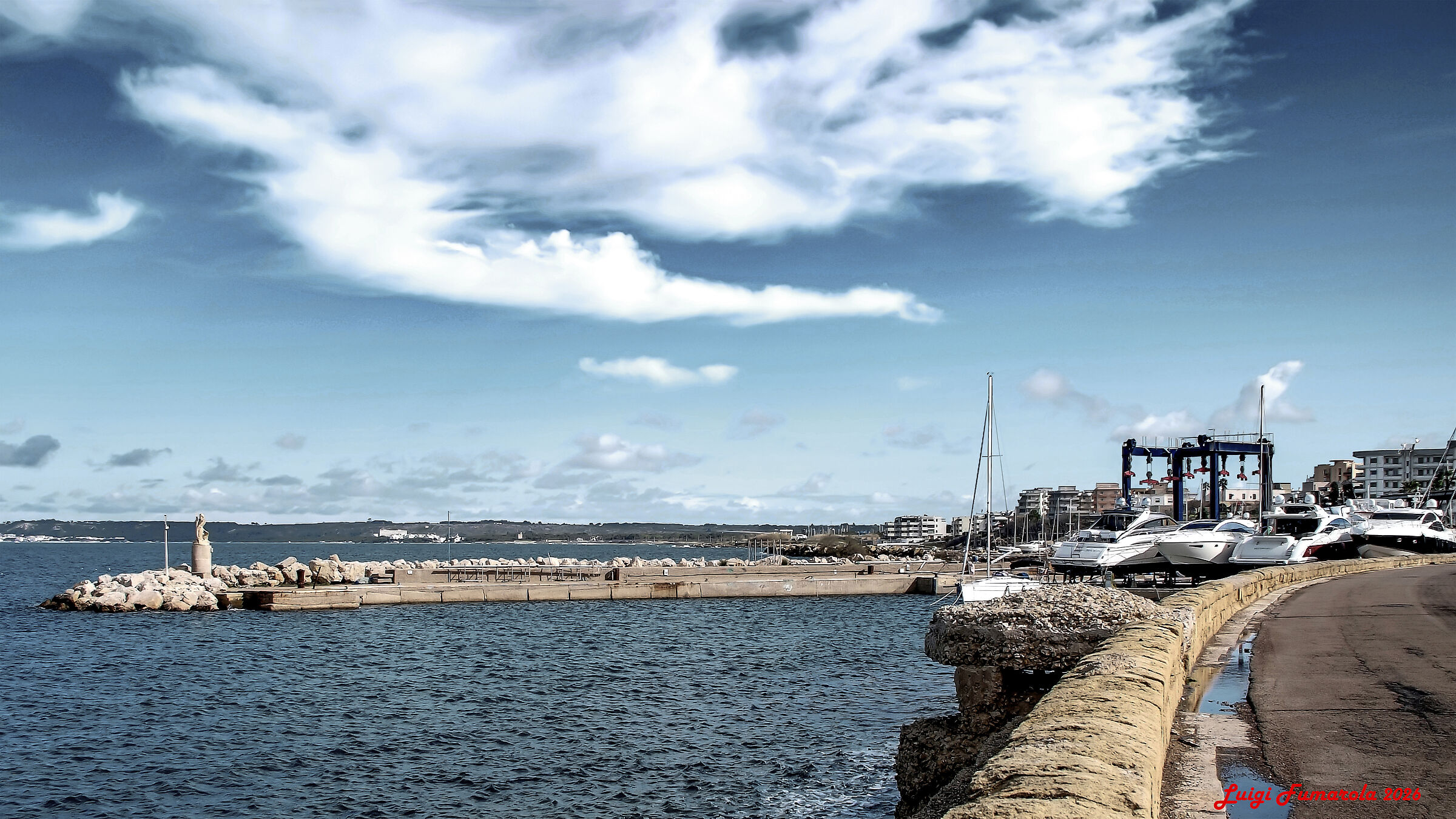 Passeggiando con una vecchia e cara amica (la Fuji S5)