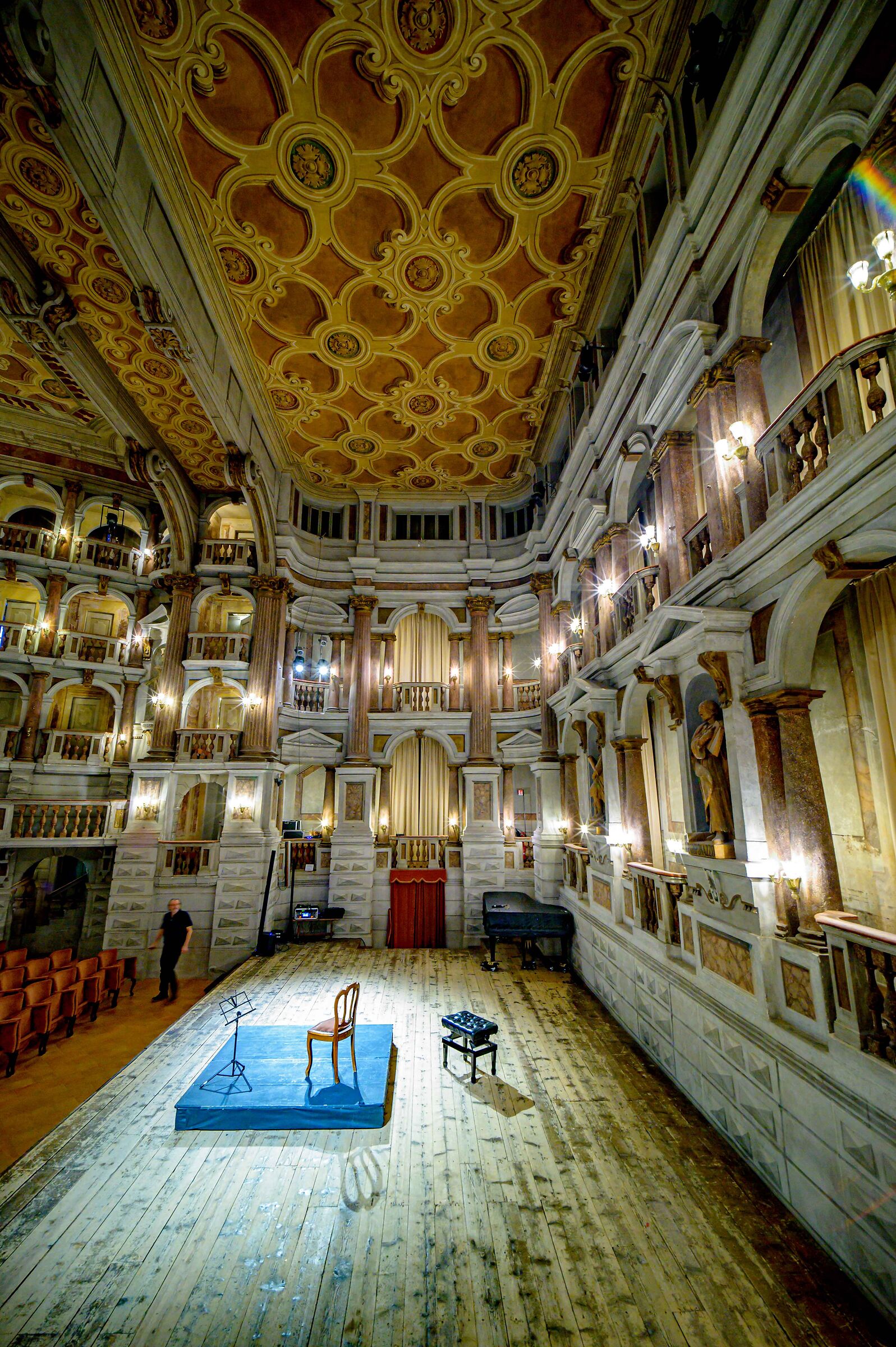 il teatro scentifico di bibbiena