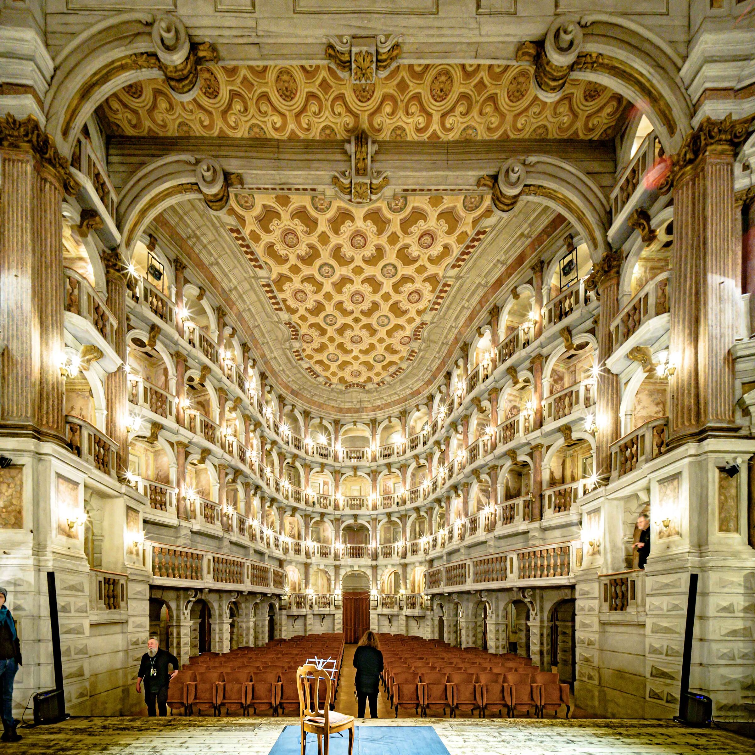 il teatro scentifico di bibbiena