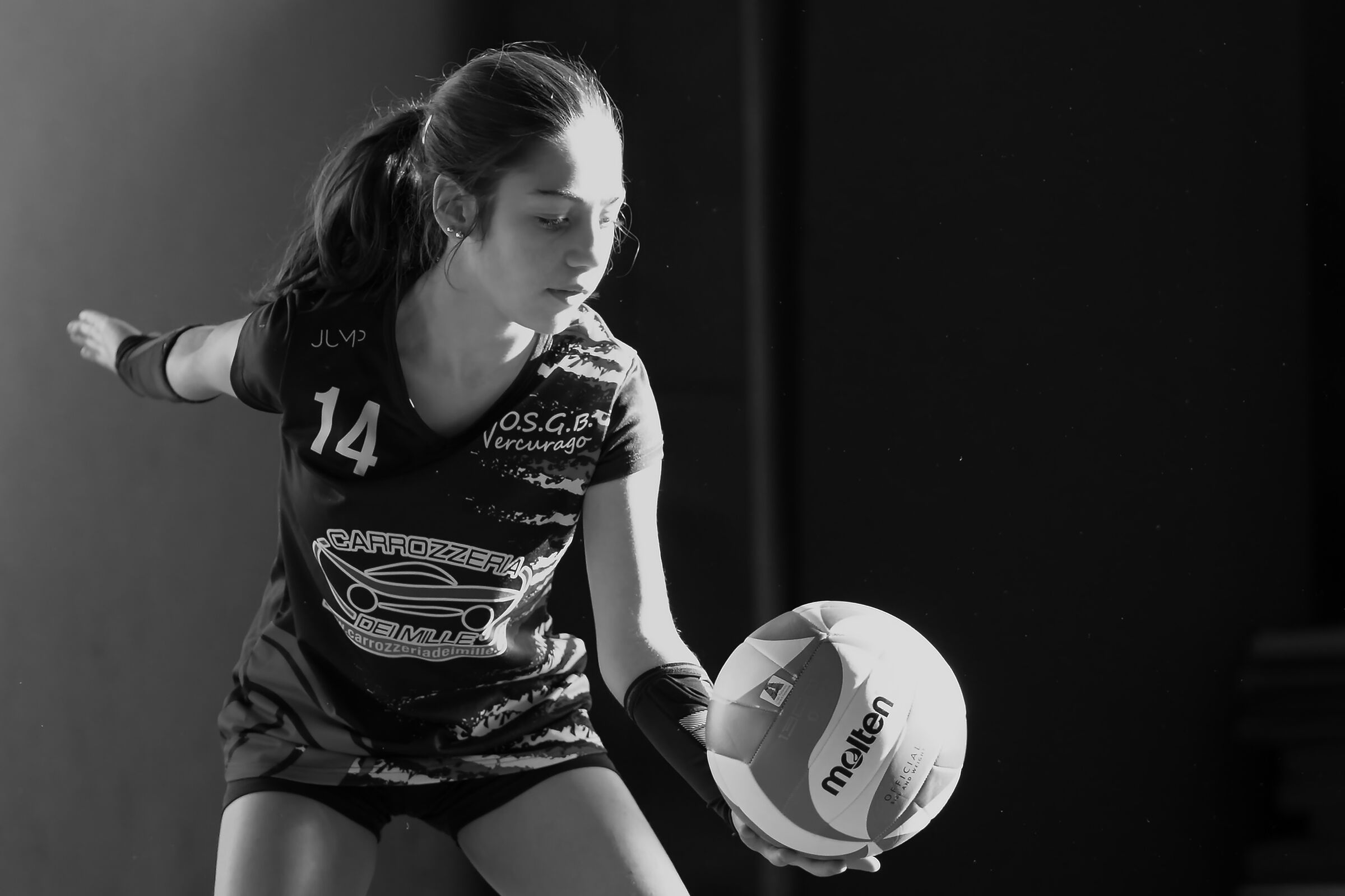 Volley Black & White Brigida