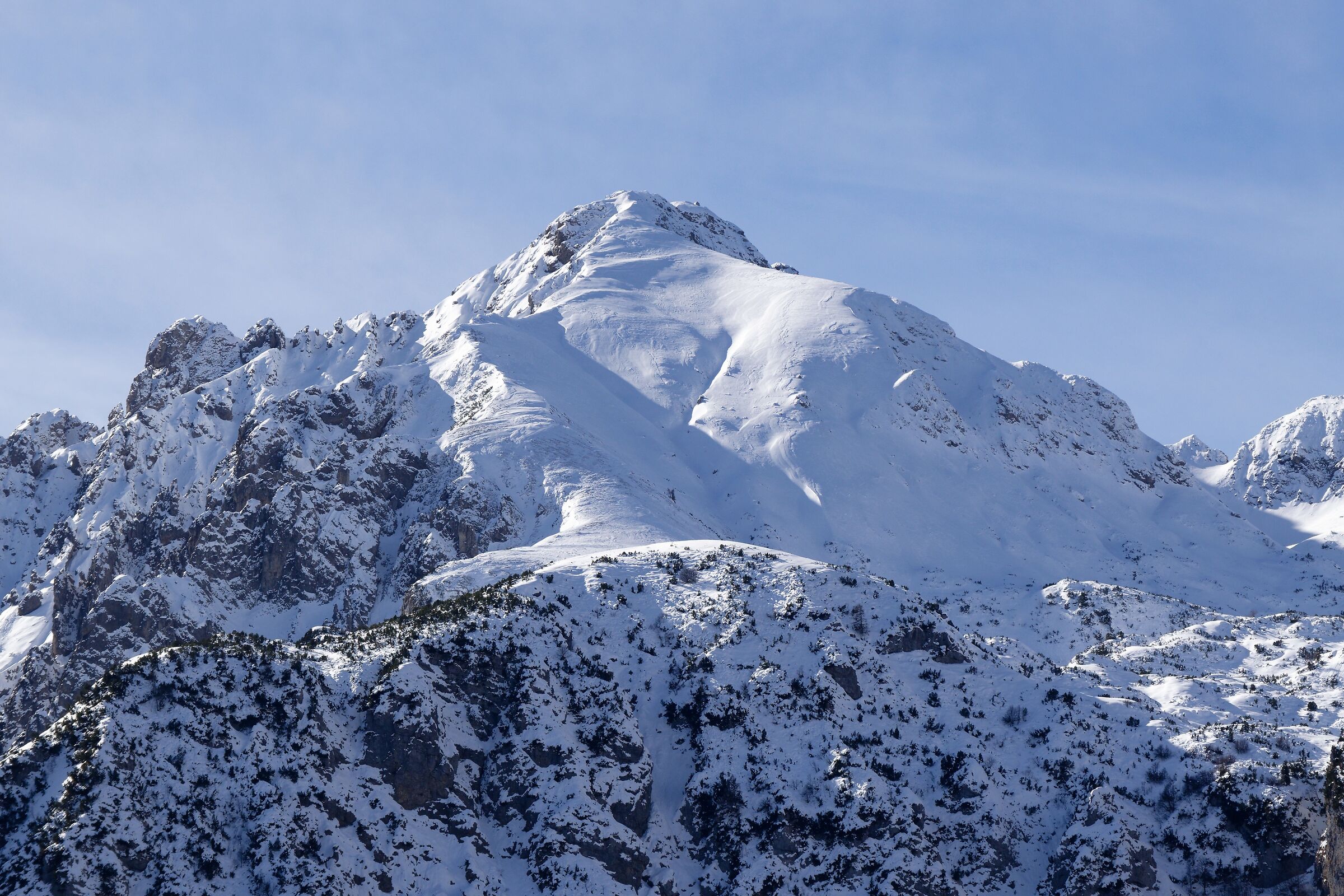 Lights and shadows on the Grignetta