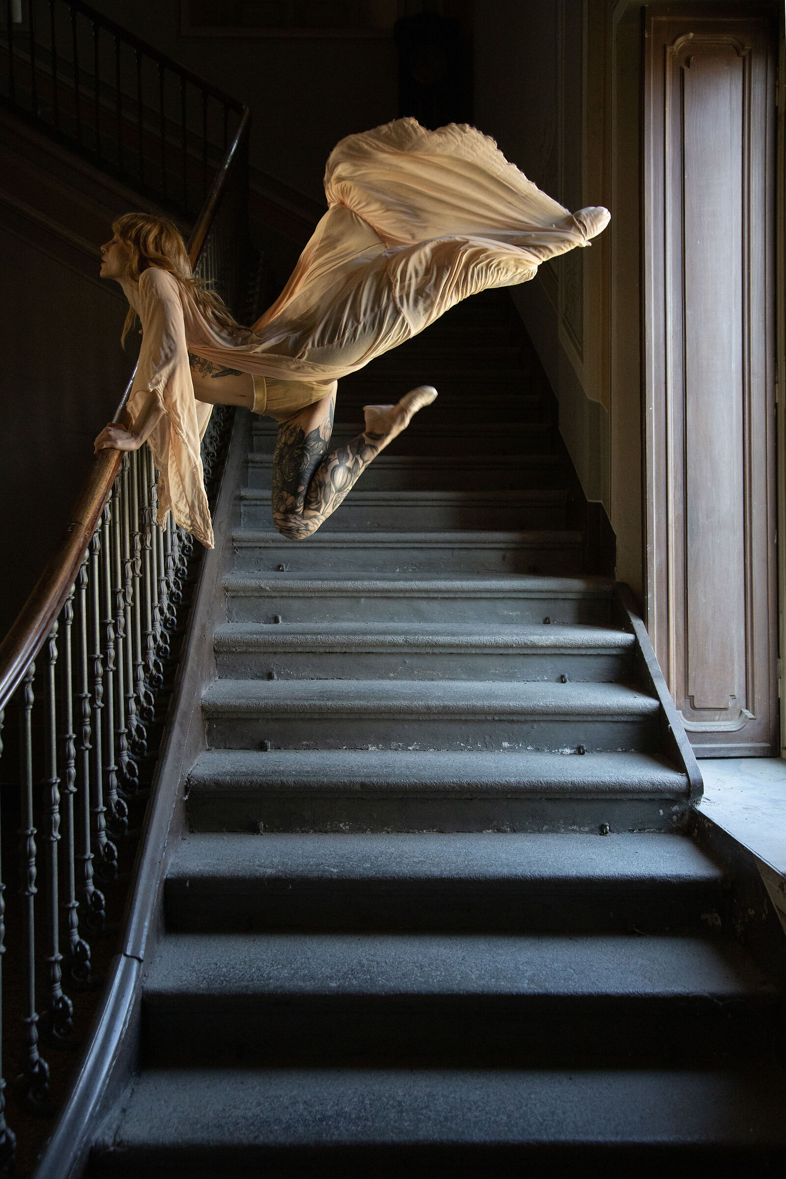 Fly away