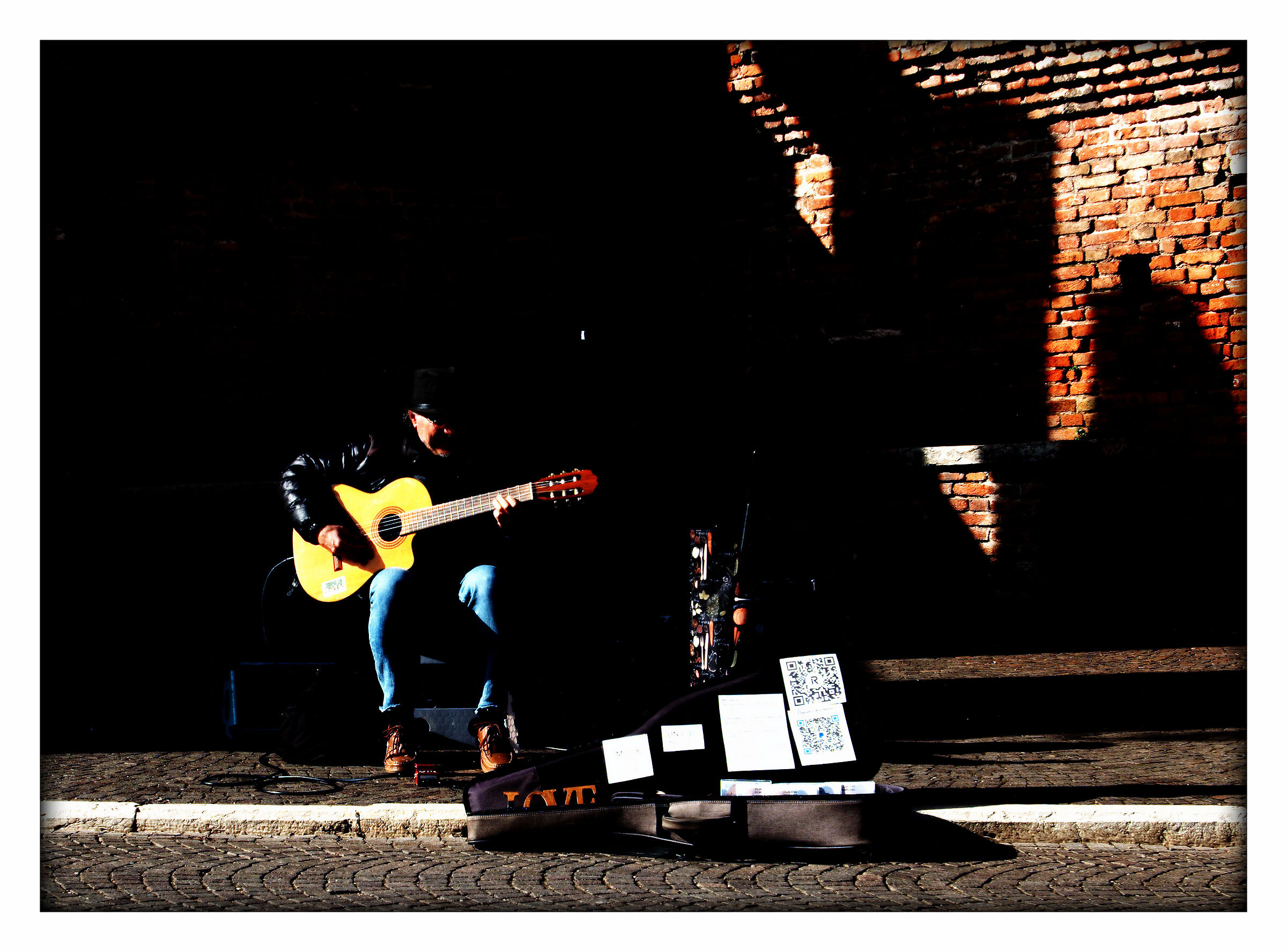 "Busker"