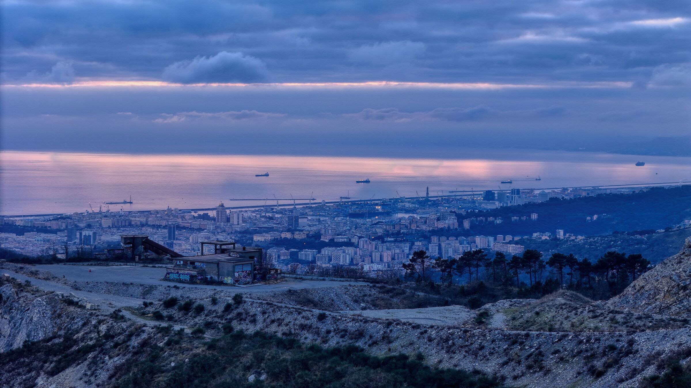 Genova Cava Italcementi
