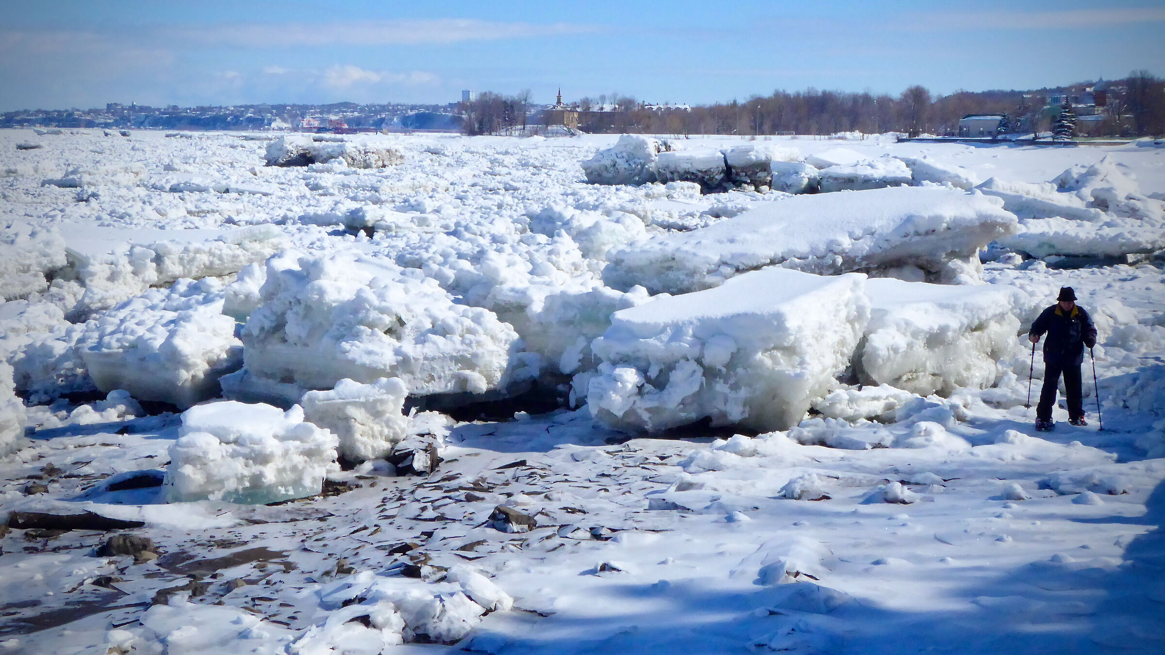Canadian winter, St. Lawrence River of Beaumont