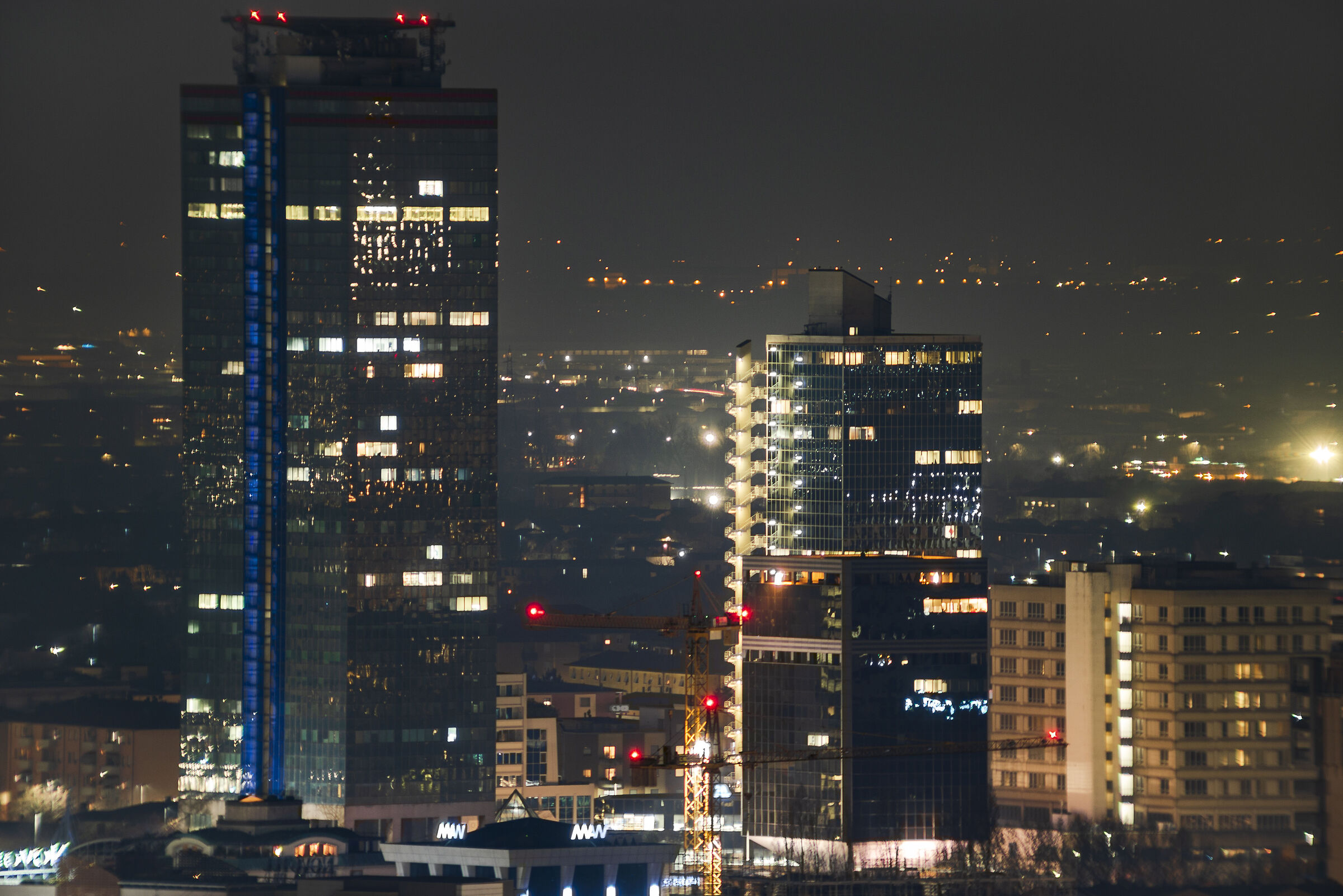 The towers of Brescia seen with the Jintu