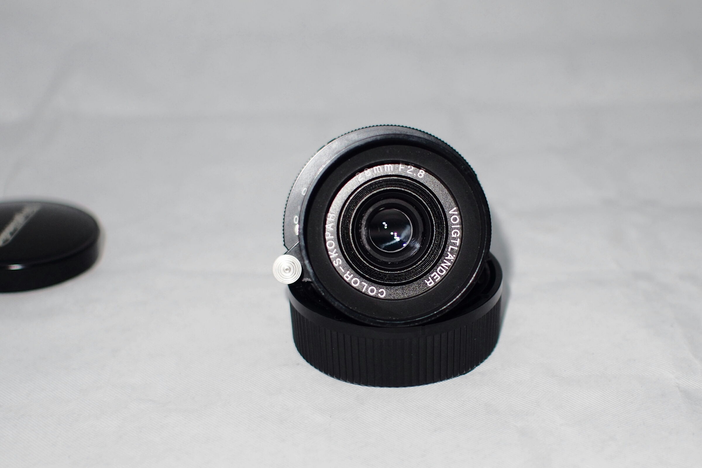voigtlander 28mm