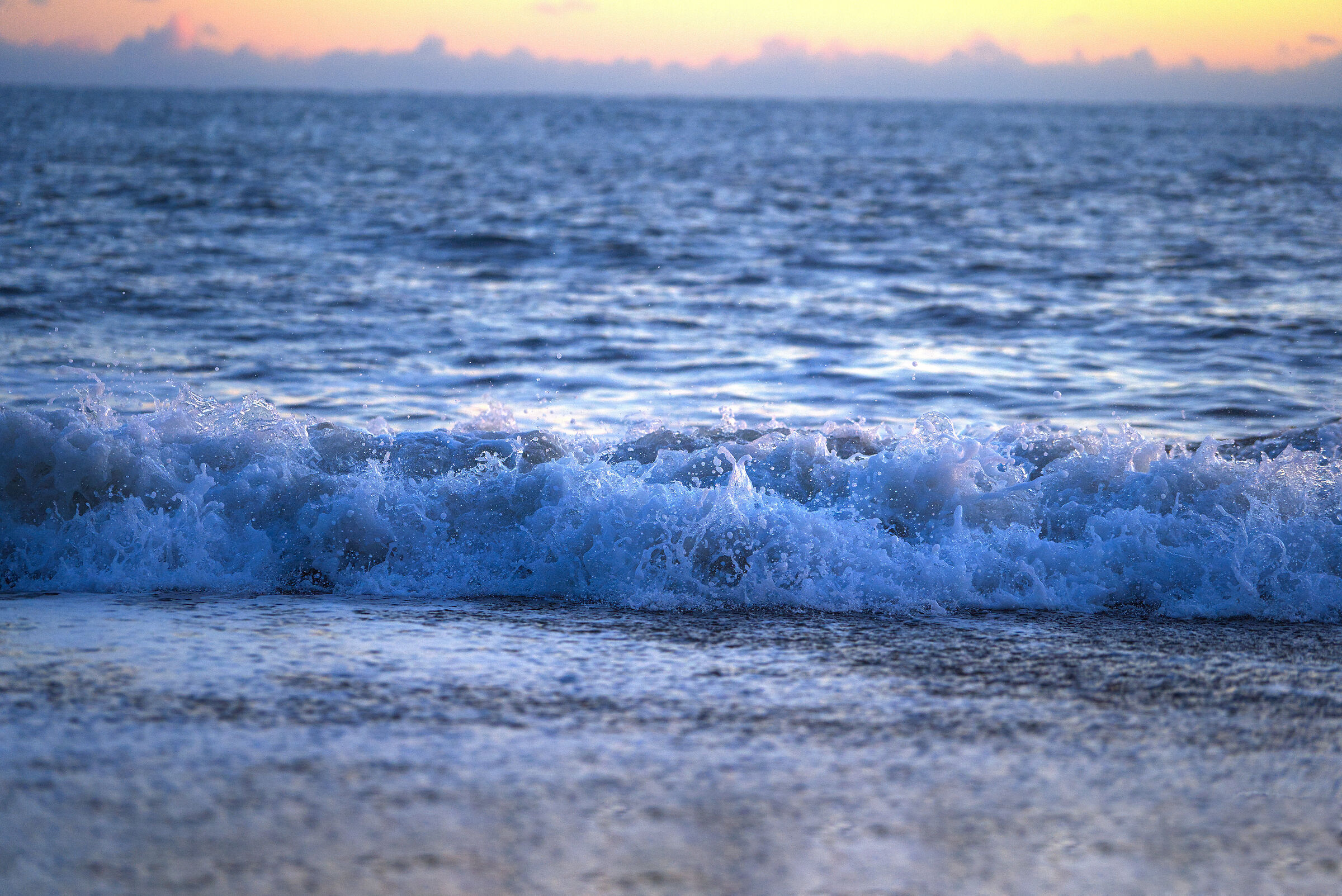 Crashing waves