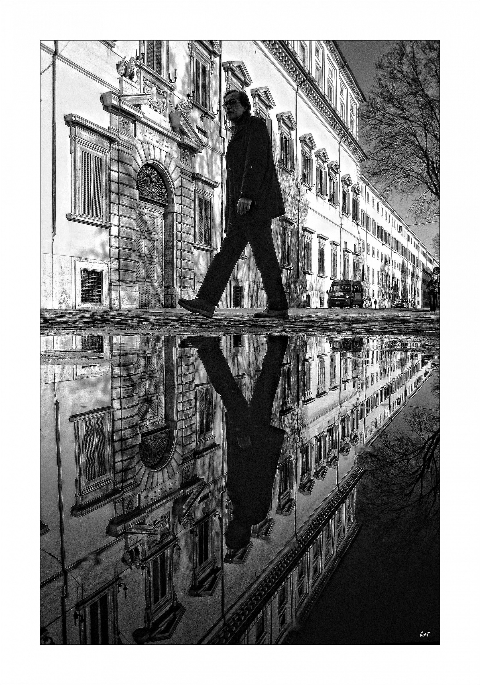 HCB (Henri Cartier bat)