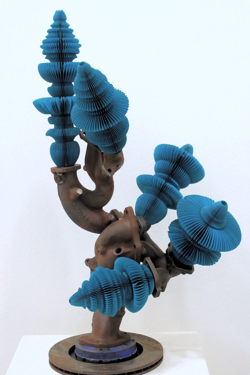 Uno strano candelabro