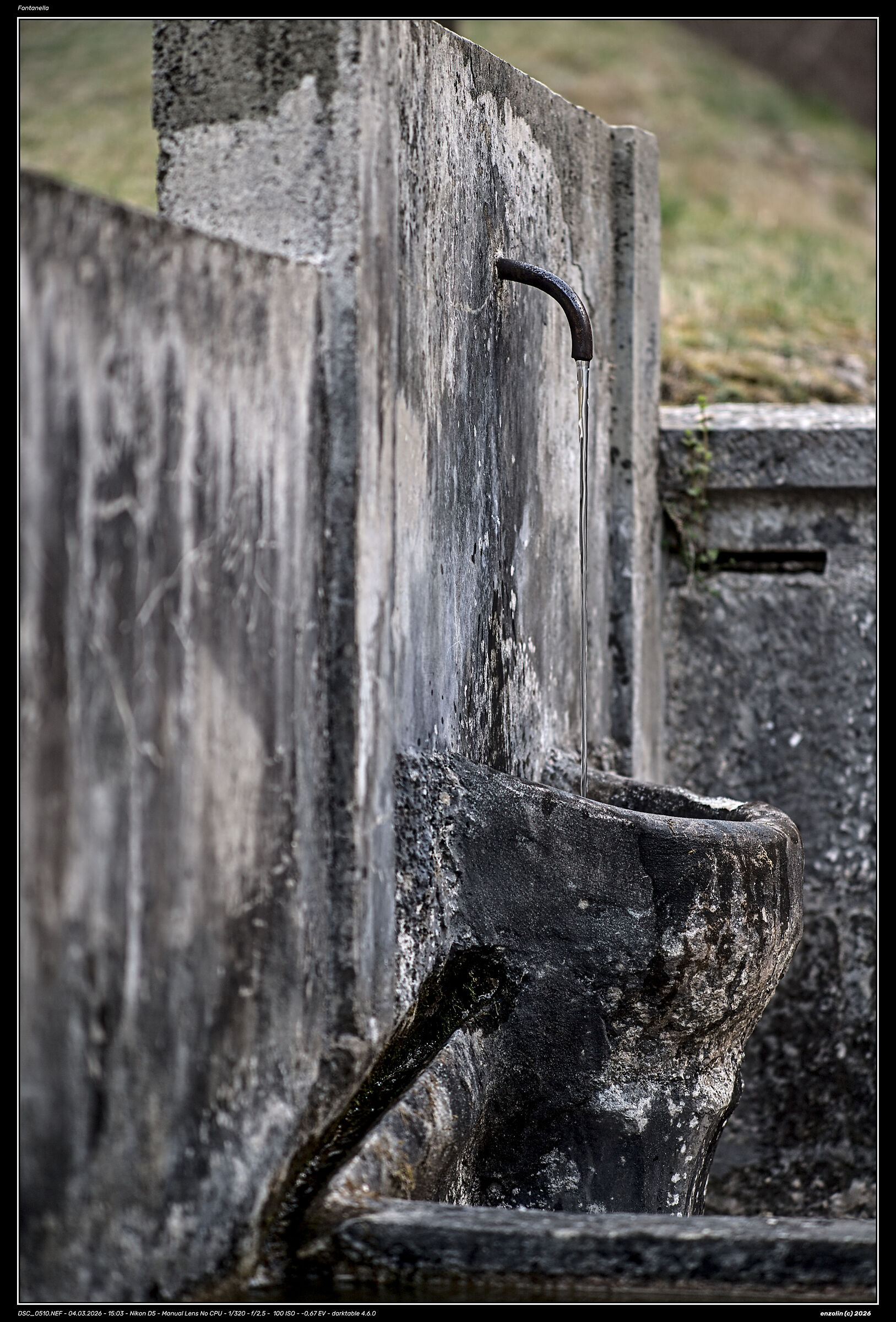 Drinking fountain