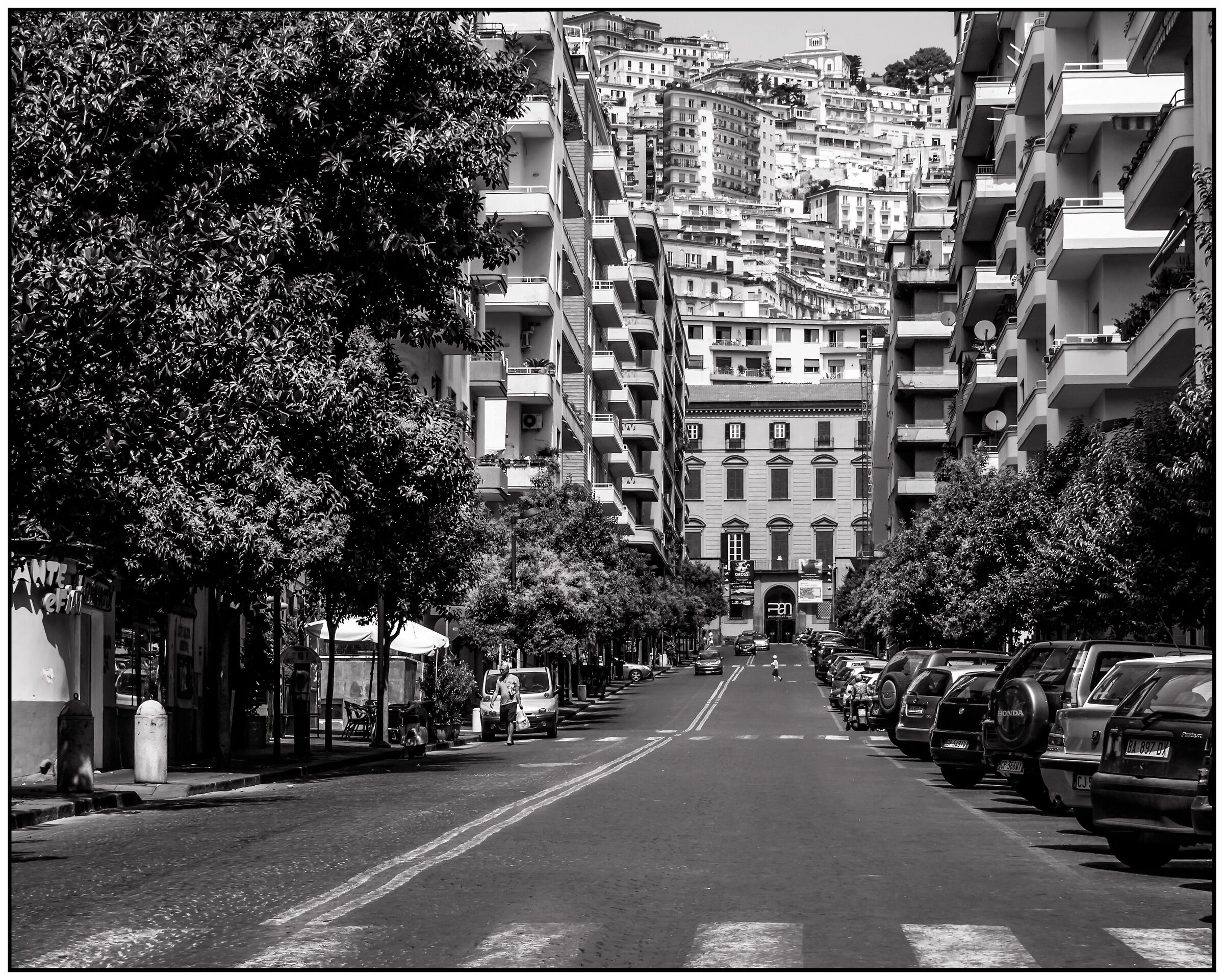 Naples Via Carducci + Pan