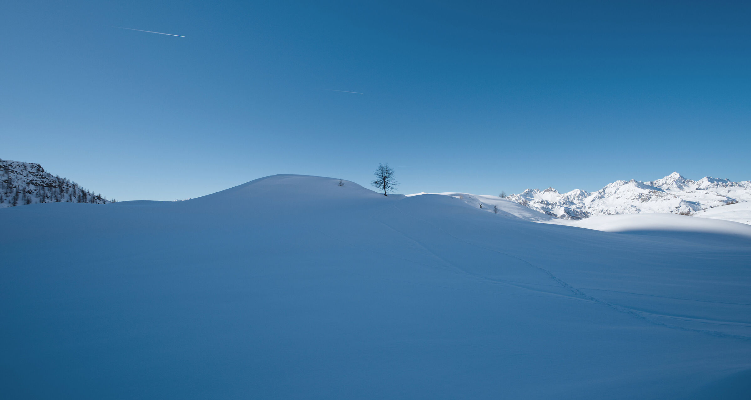 Val d'Aosta-January 2024 snowshoeing Artaz-Alpe Champlon