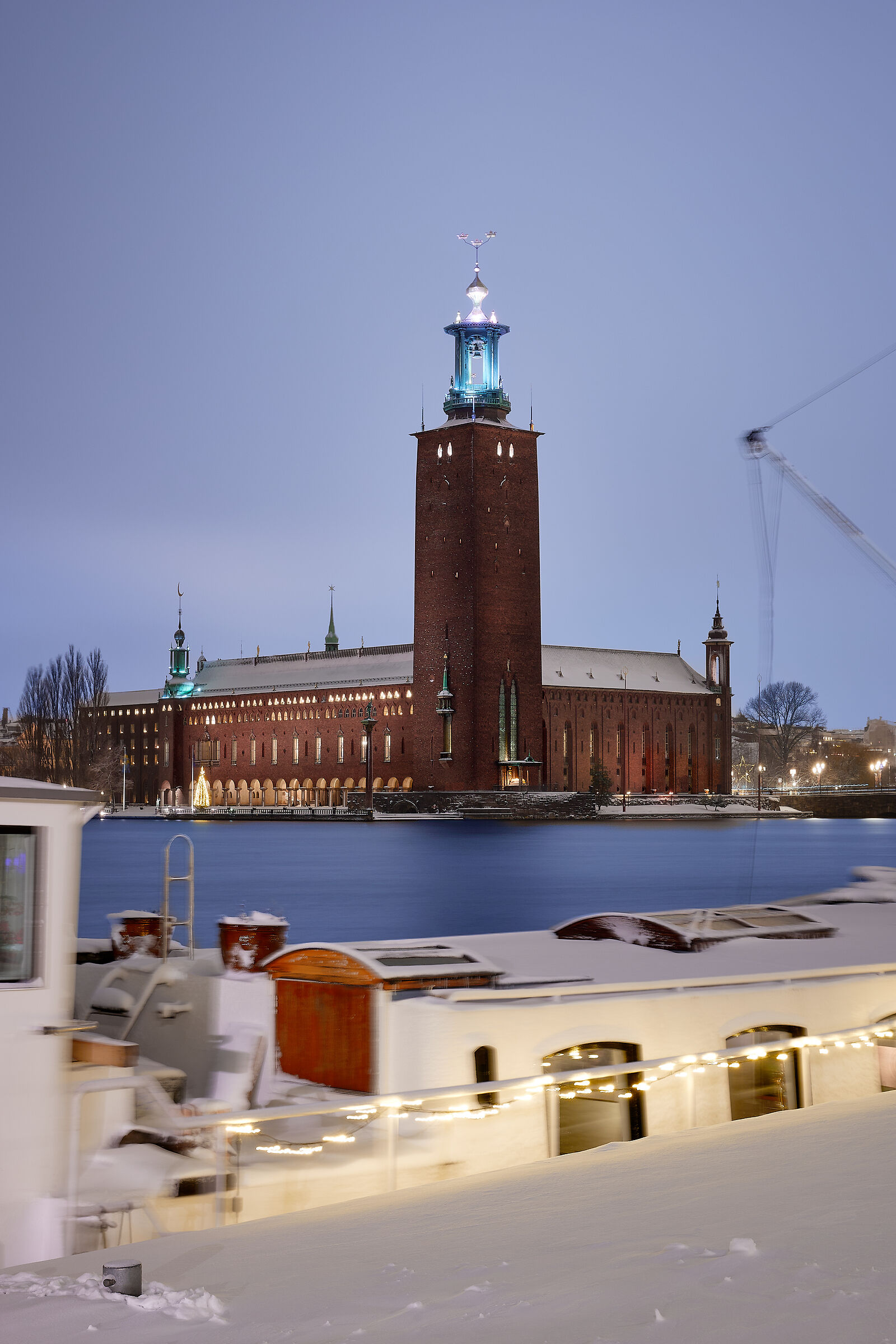 Stockholm Stadshuset after snow fall