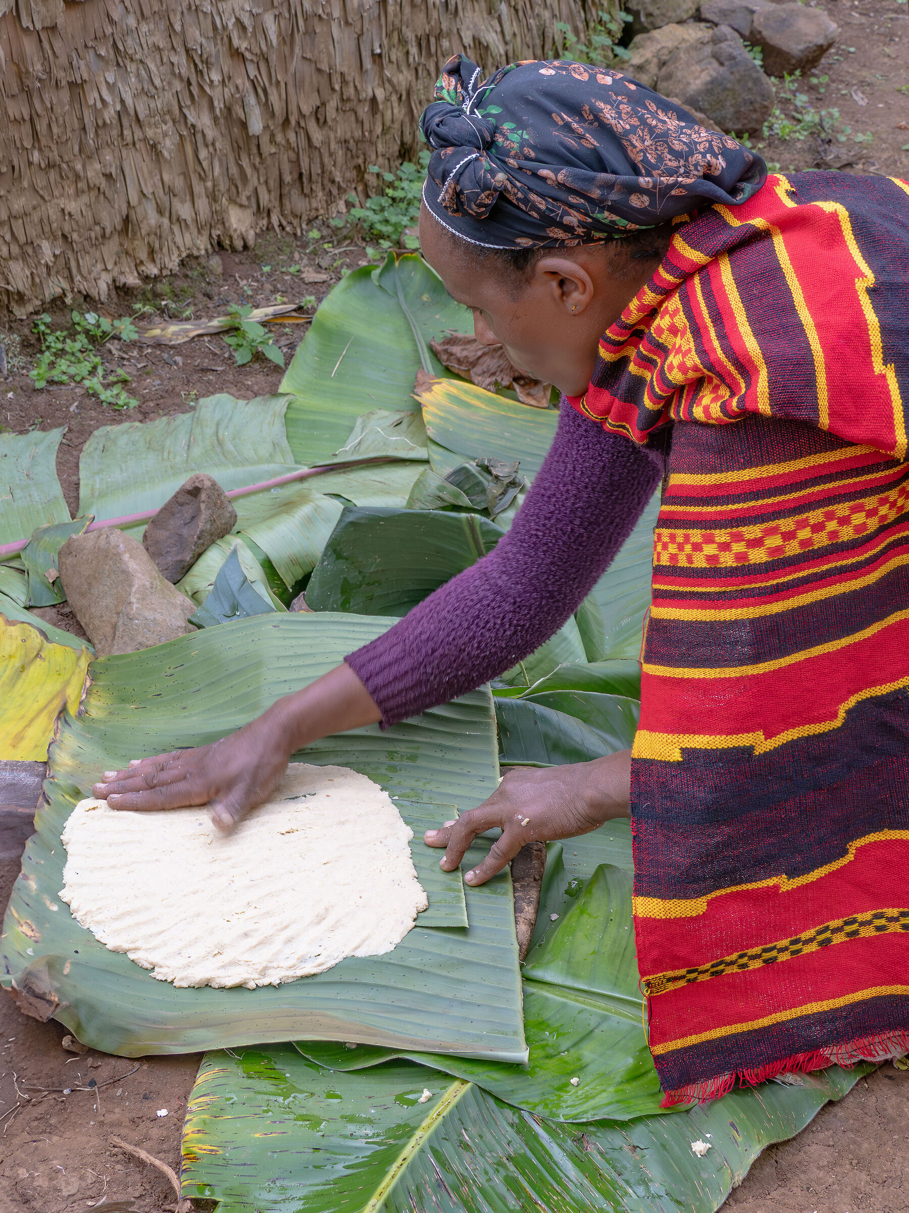 ...spalmato su di una foglia di banano...