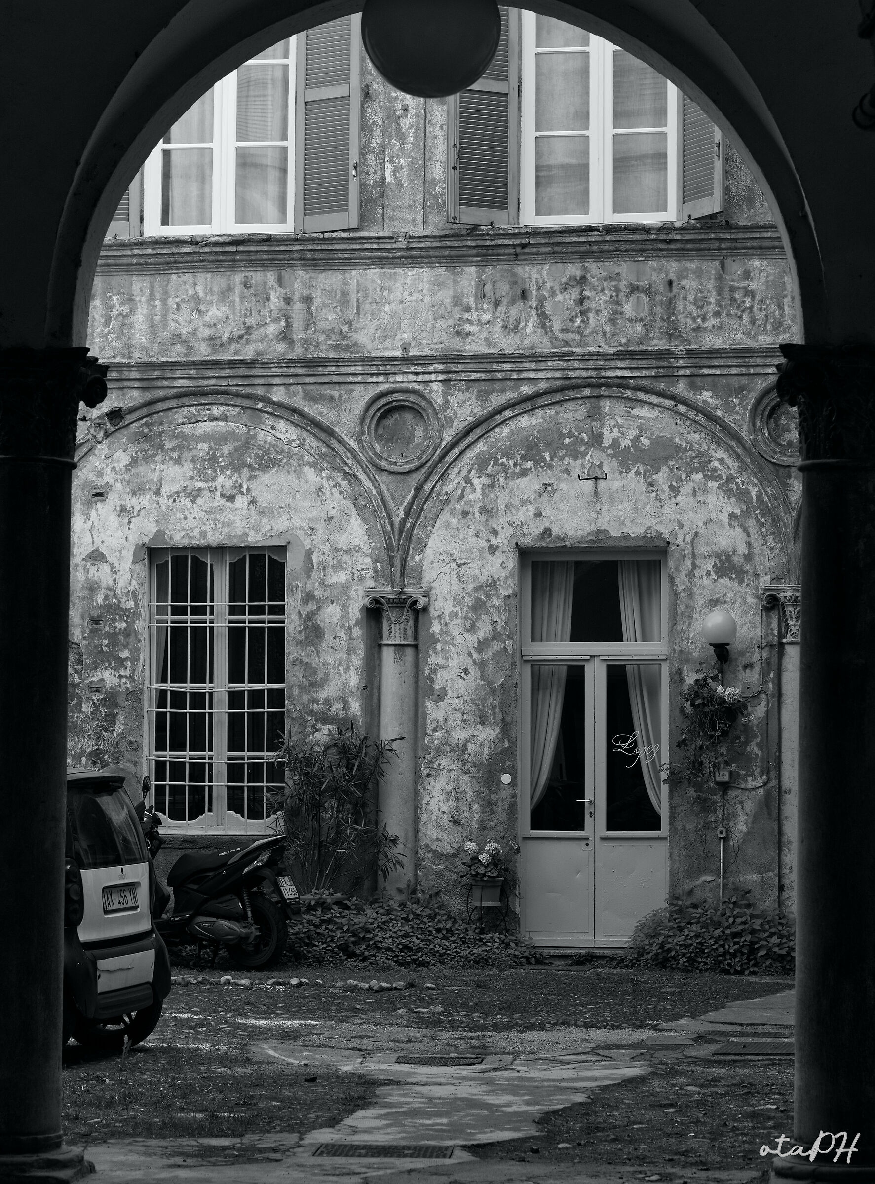 Cornice