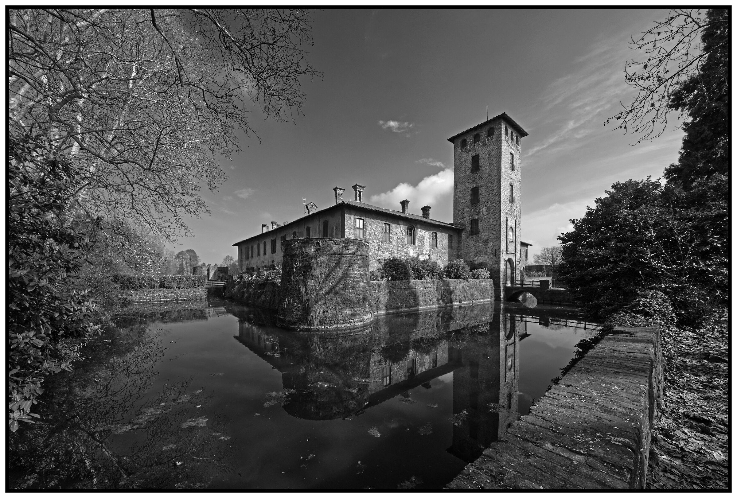 Peschiera Borromeo Castello