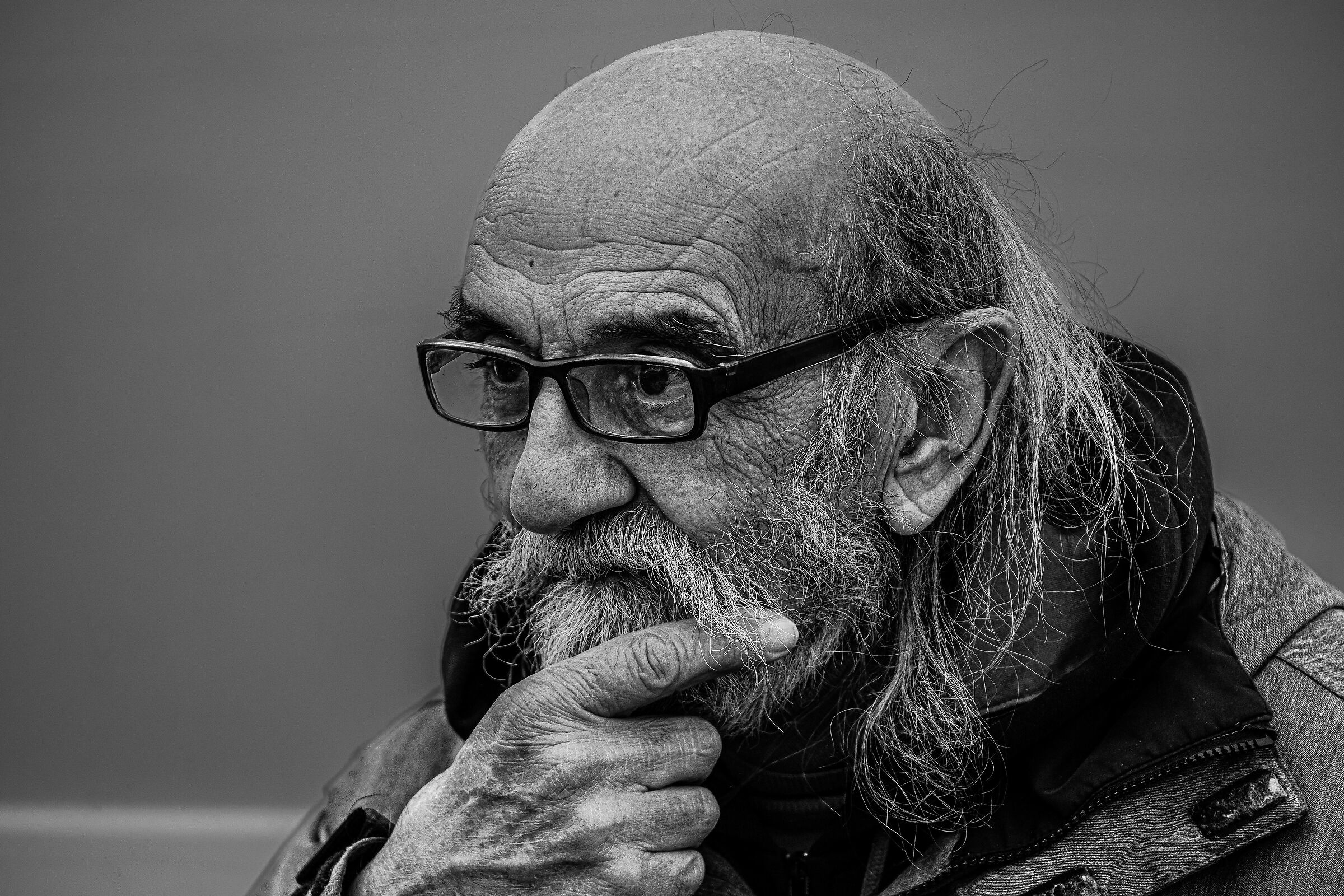 L' ambulante in monocromo