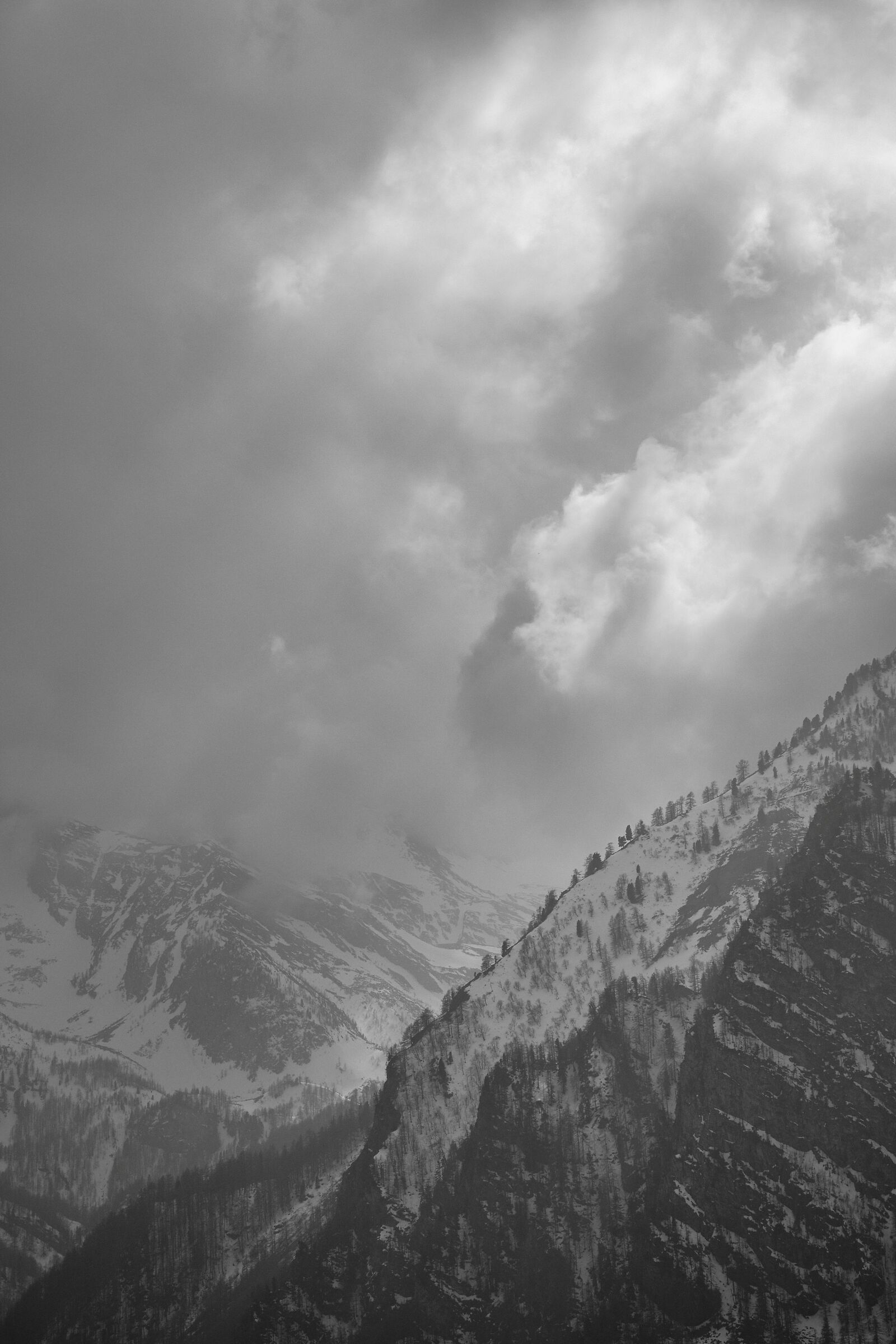 luce tra le nuvole