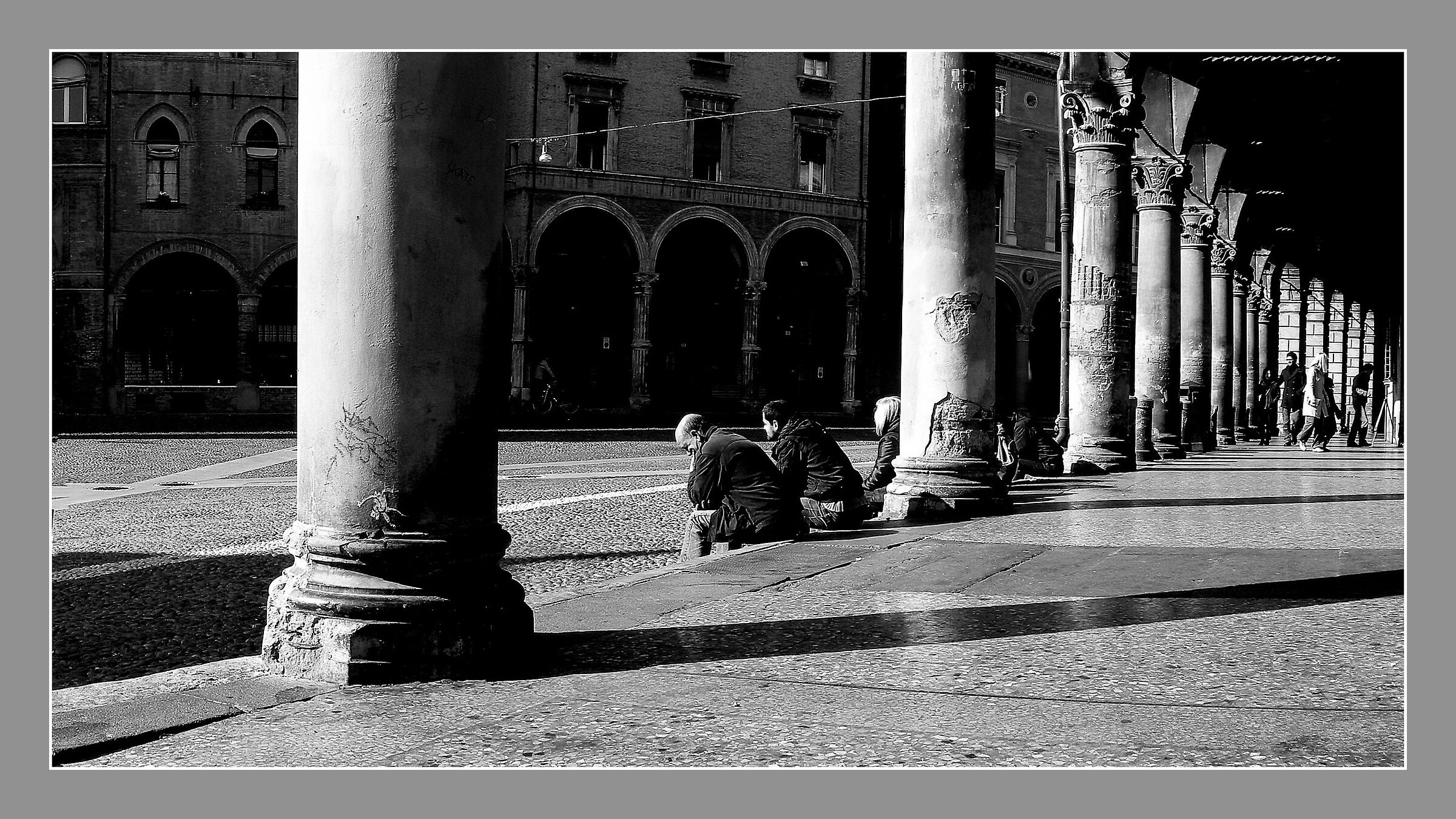 Il sole dei portici